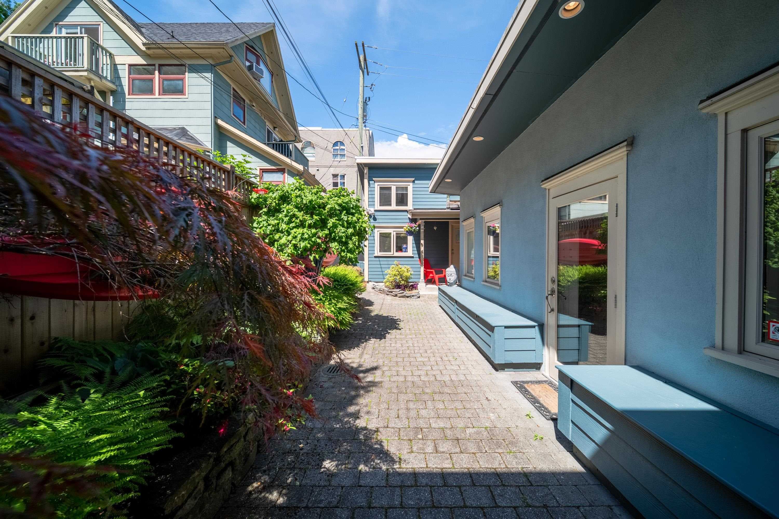 2 - 709 Keefer Street, Vancouver, V6A 1Y6 — photo 5
