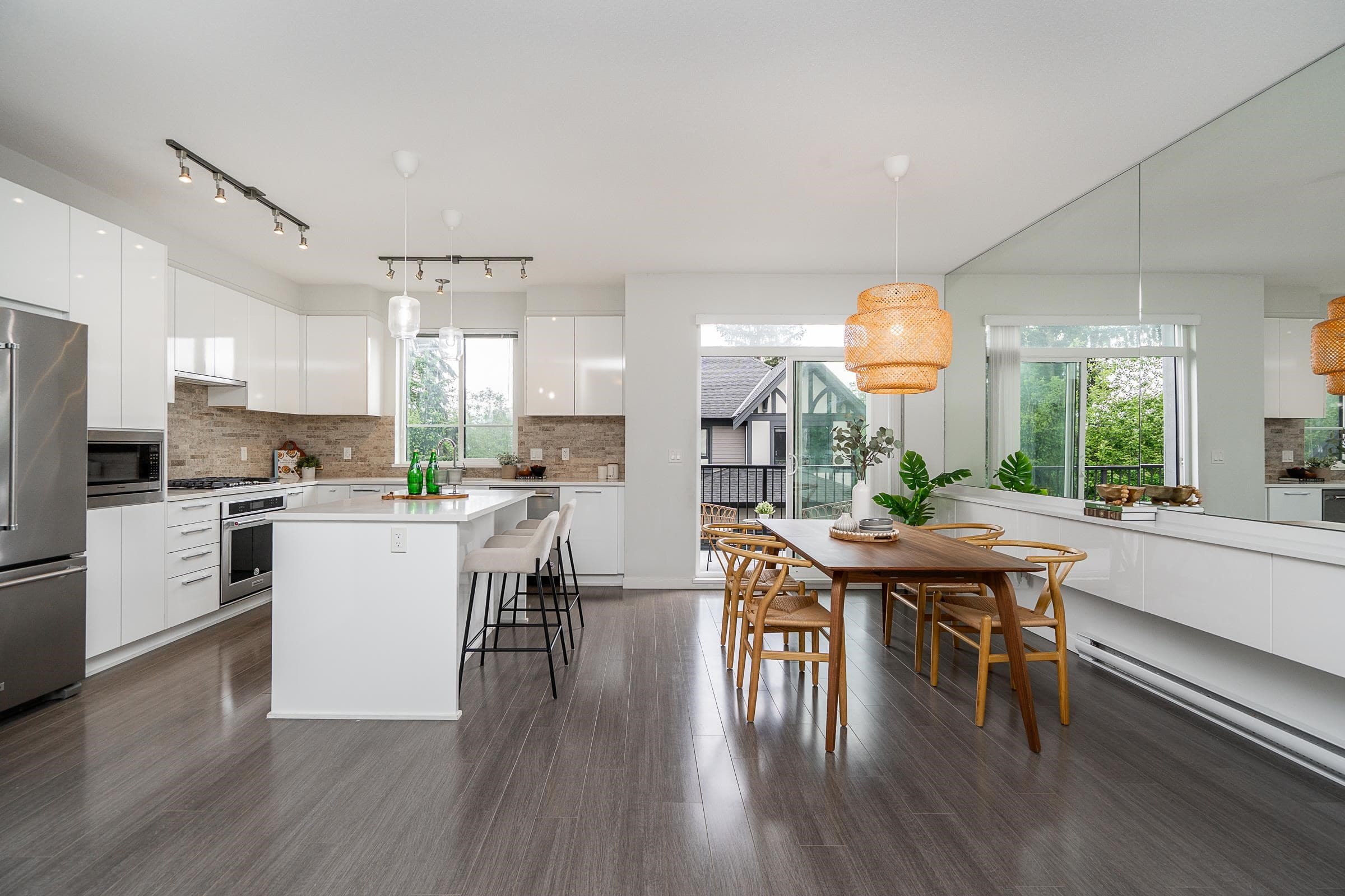 140 - 3500 Burke Village Promenade, Coquitlam, V3E 0N2 — photo 4