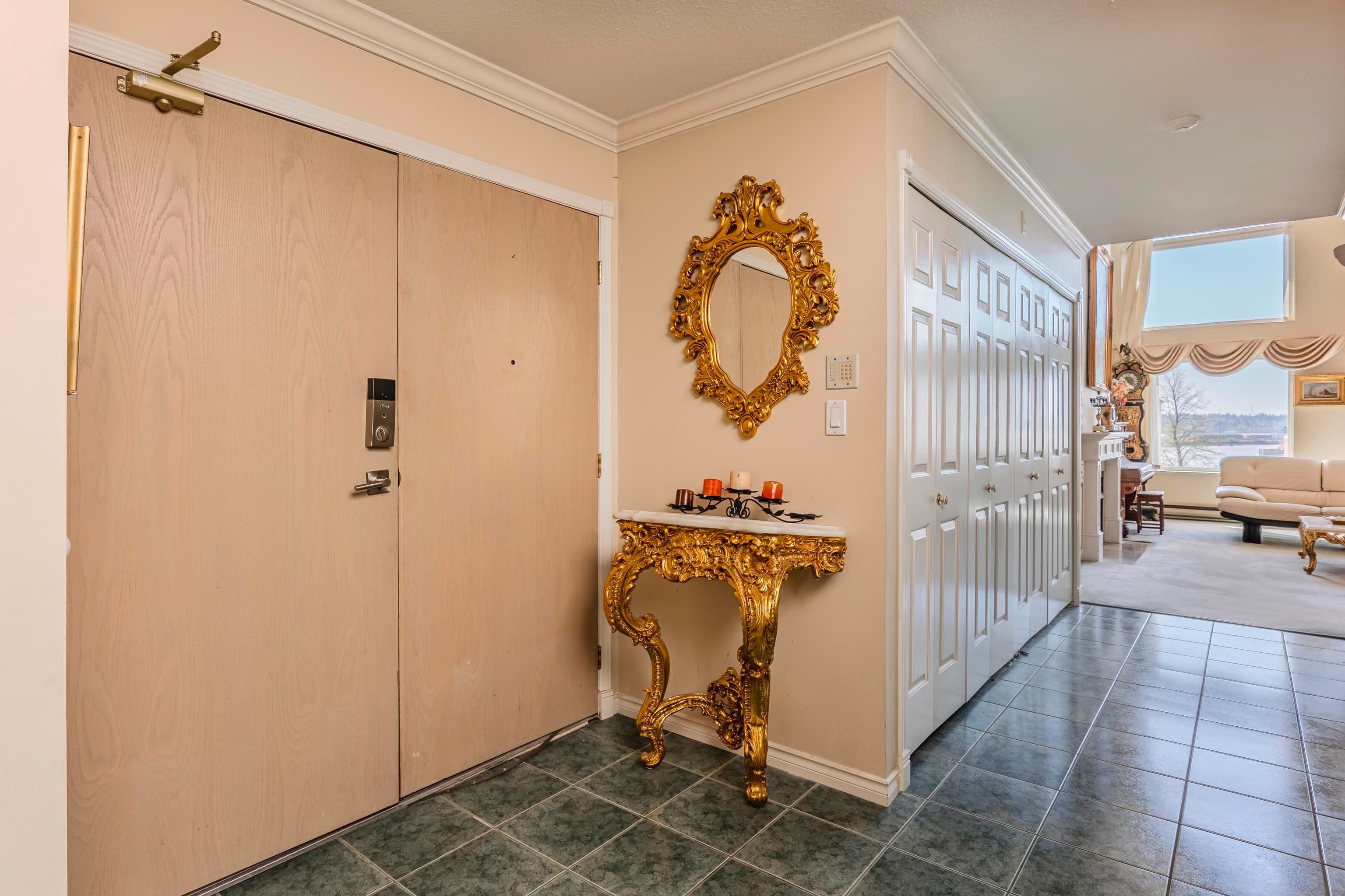 411B - 1210 Quayside Drive, New Westminster, V3M 6H1 — photo 3