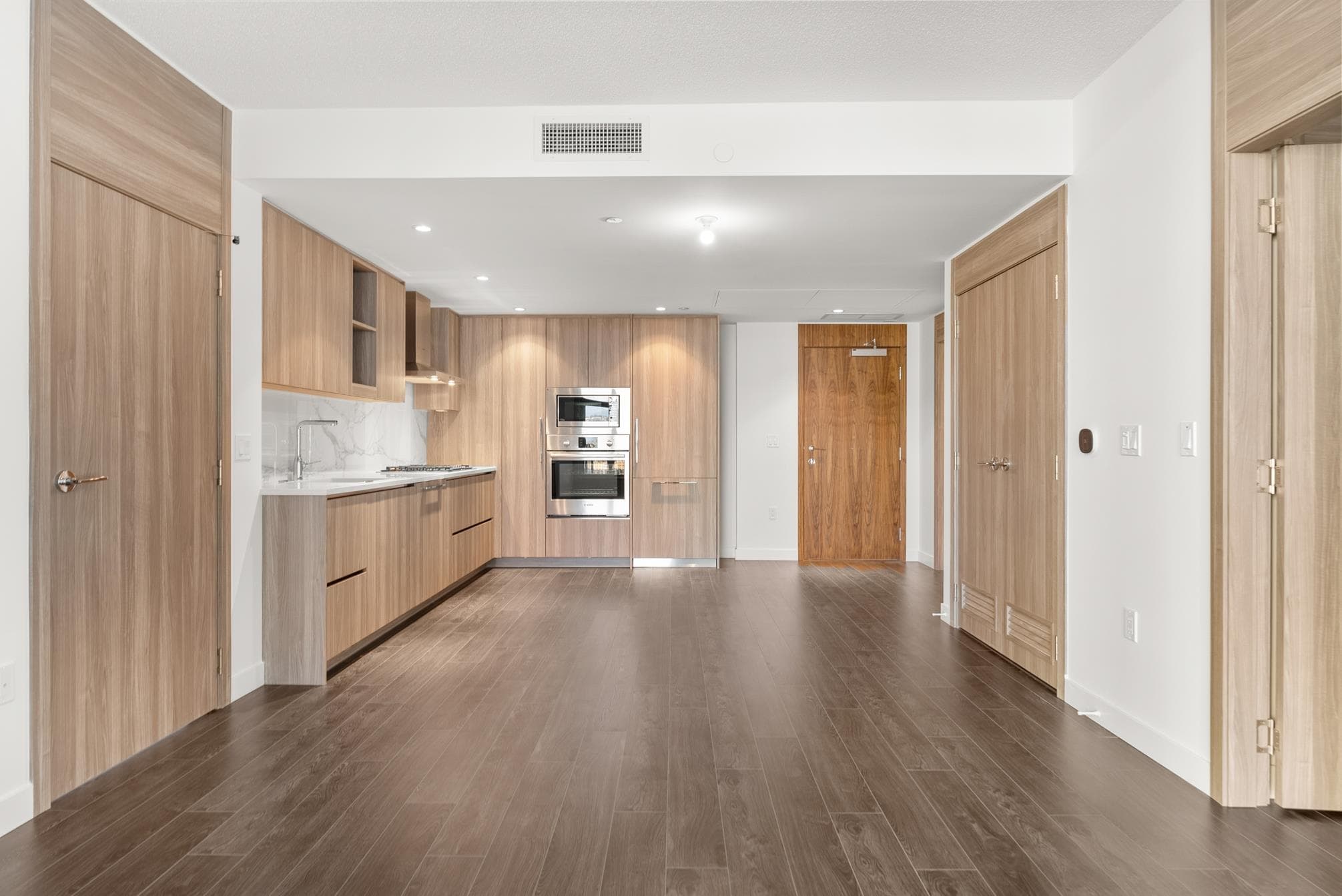 611 - 8611 Hazelbridge Way, Richmond, V6X 0W8 — photo 5