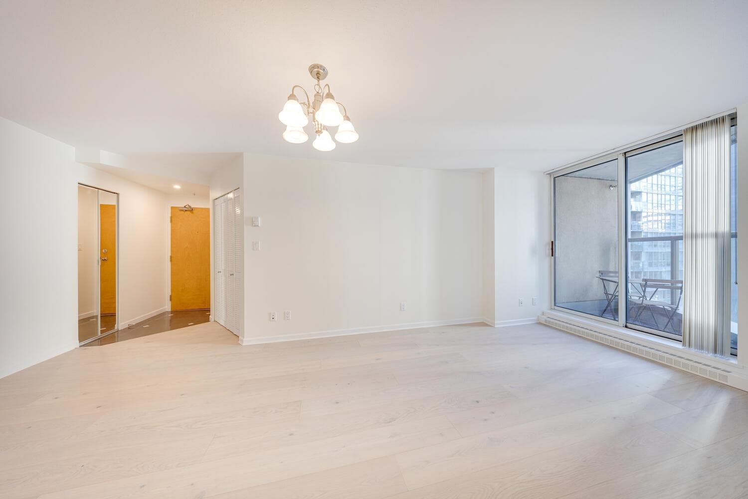 901 - 1166 Melville Street, Vancouver, V6E 4P6 — photo 4