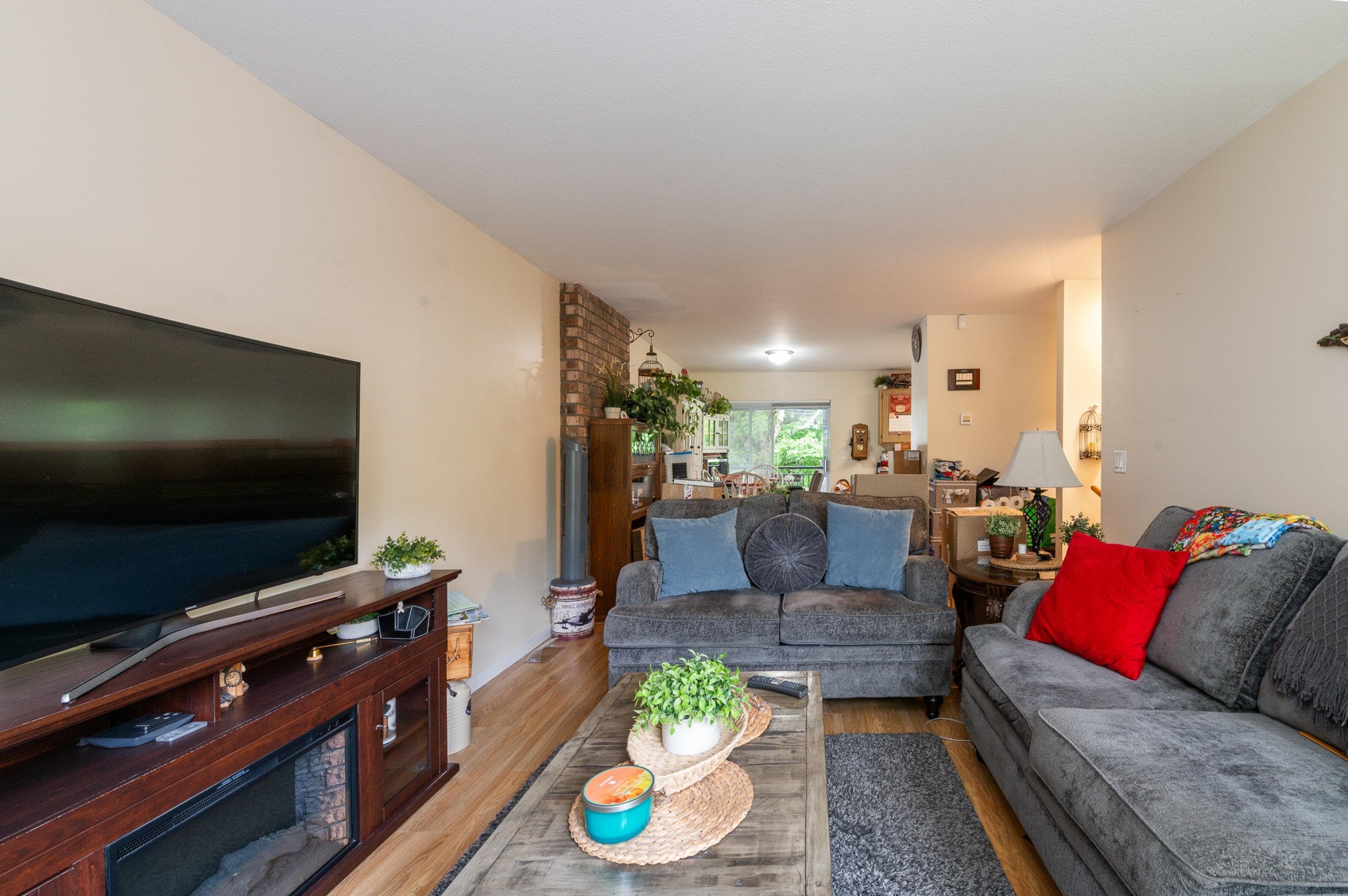 6015 195a Street, Surrey, V3S 7K9 — photo 5