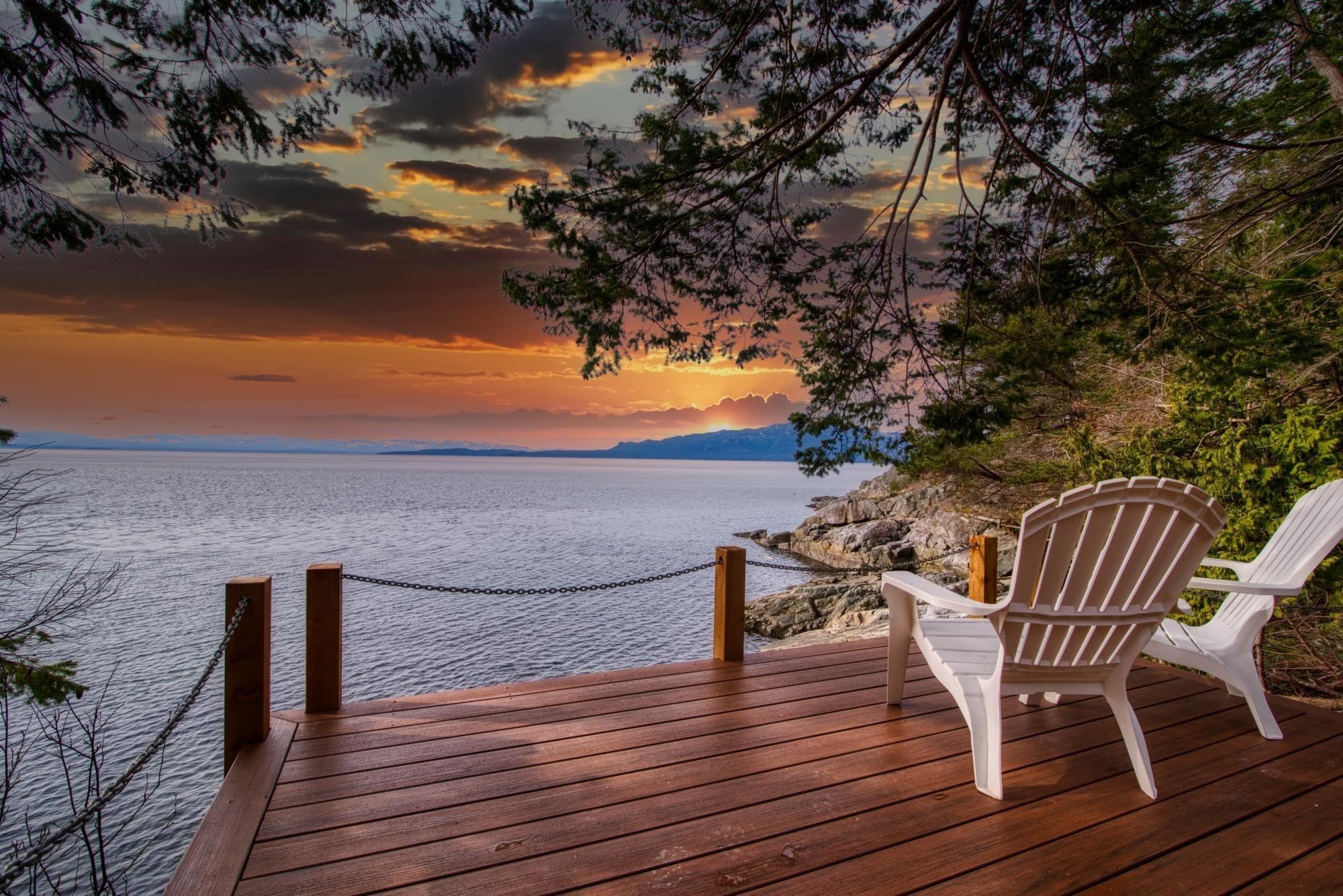 10991- - 10993 Sunshine Coast Highway, Halfmoon Bay
