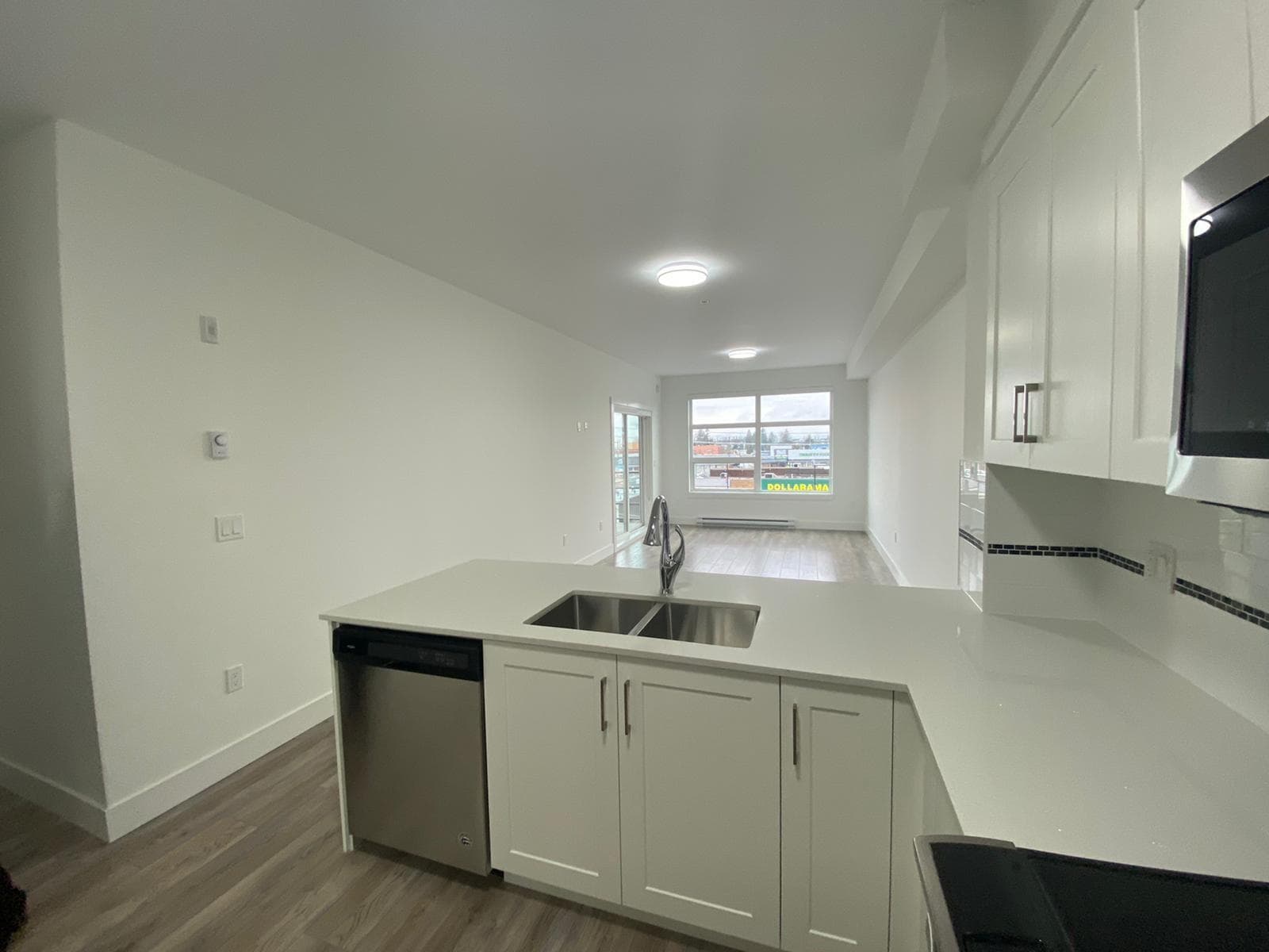 408 - 22577 Royal Crescent, Maple Ridge, V2X 2M2 — photo 5