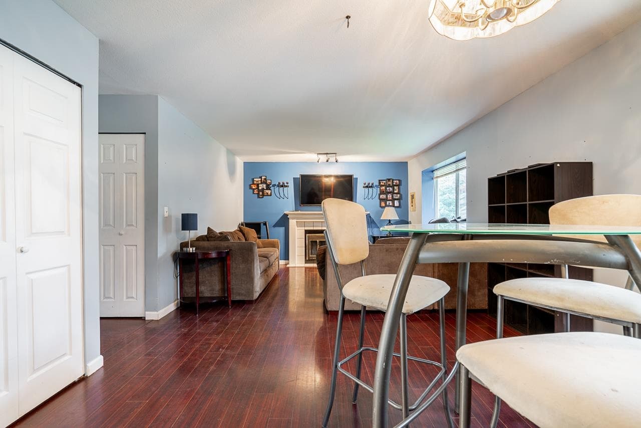 24805 118a Avenue, Maple Ridge, V4R 1Z3 — photo 3