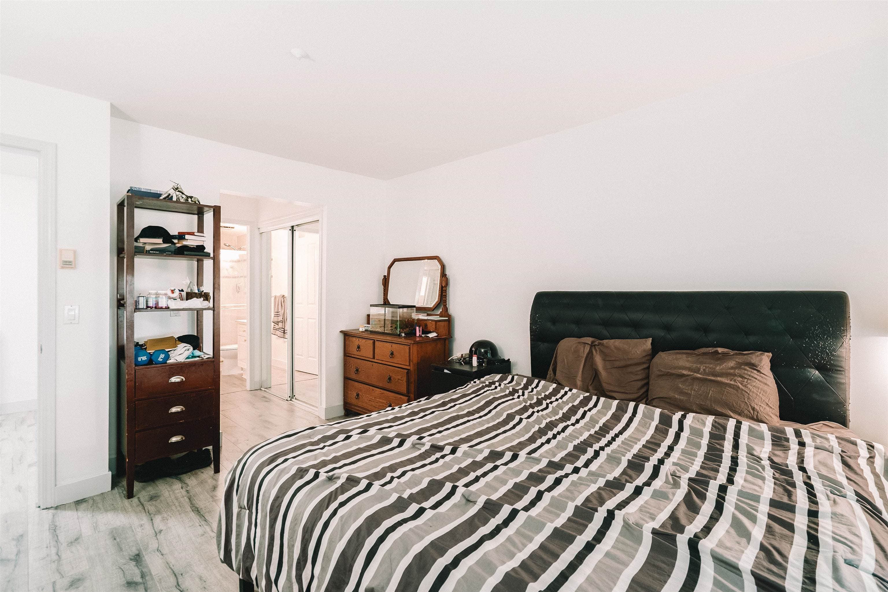 111 - 7435 121a Street, Surrey, V3W 0W8 — photo 5