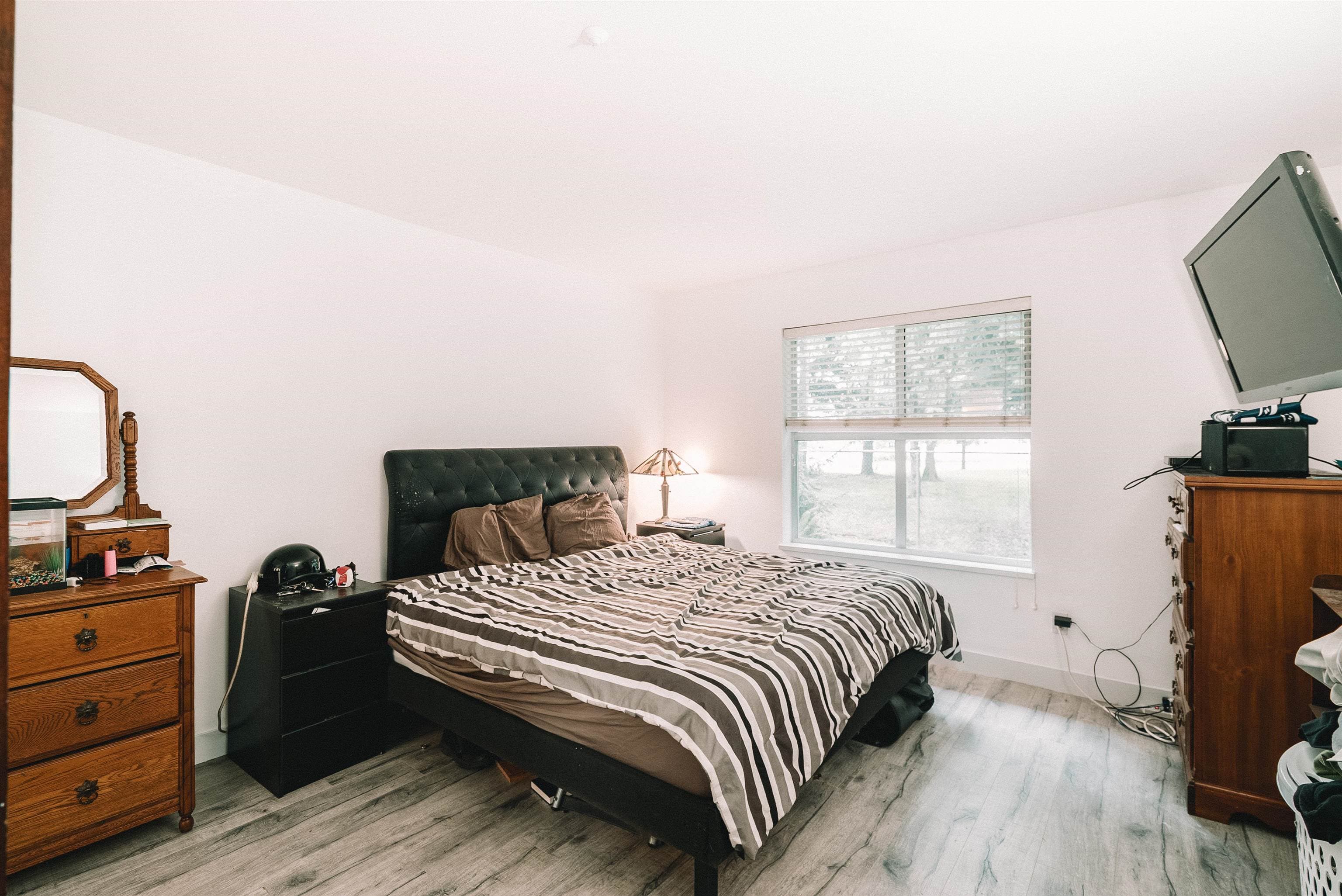 111 - 7435 121a Street, Surrey, V3W 0W8 — photo 4
