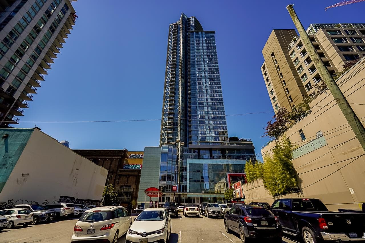 2105 - 833 Seymour Street, Vancouver, V6B 0G4 — photo 1