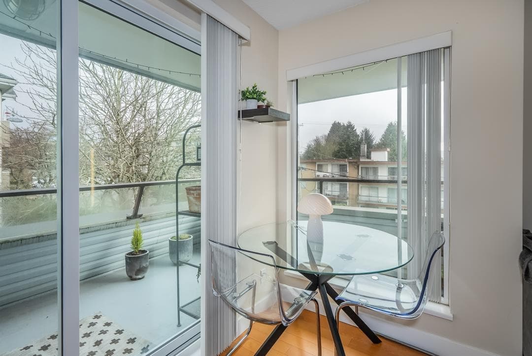 301 - 1341 George Street, White Rock, V4B 4A1 — photo 3