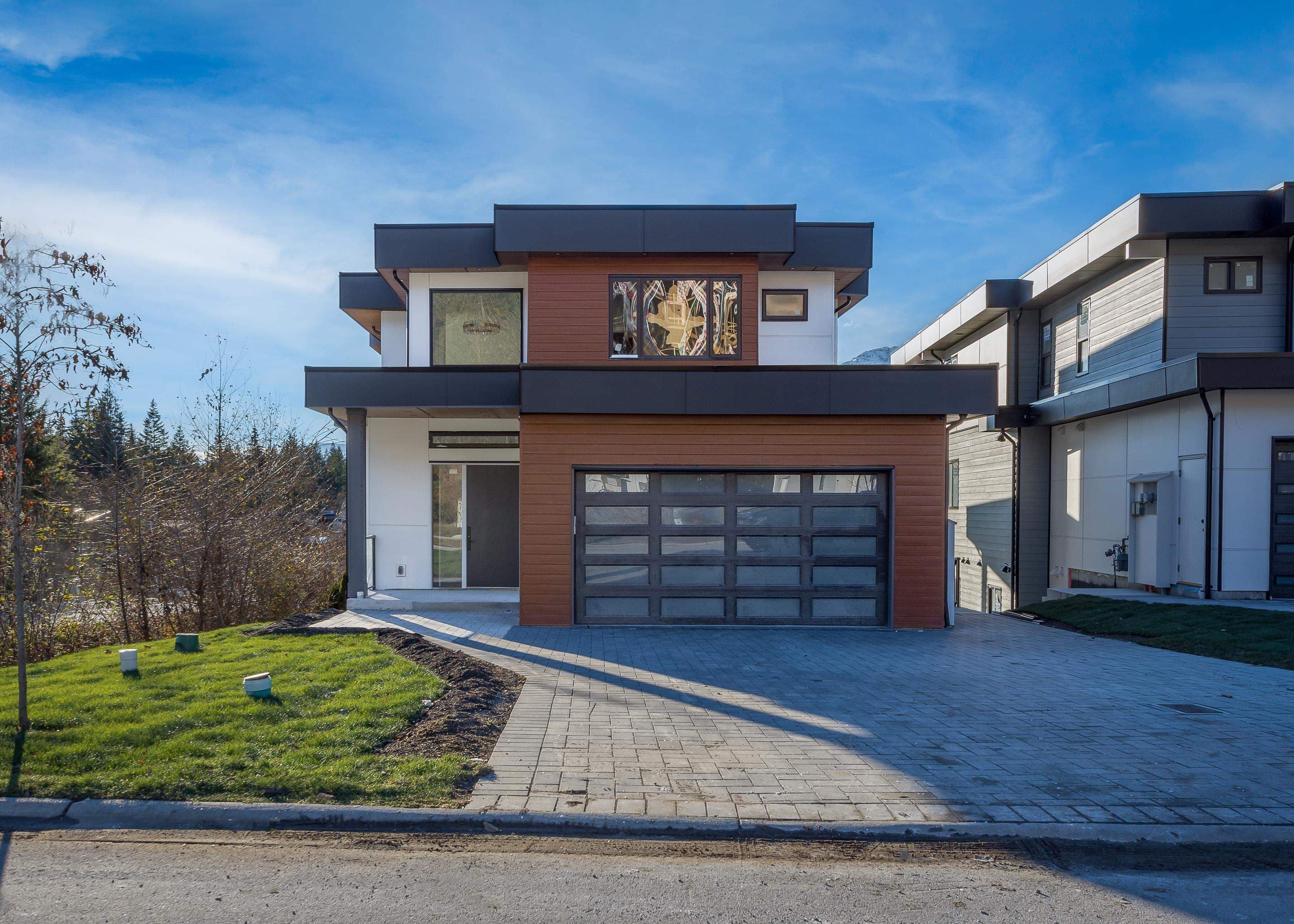 1 - 3385 Mamquam Road, Squamish, V8B 0E3 — photo 3