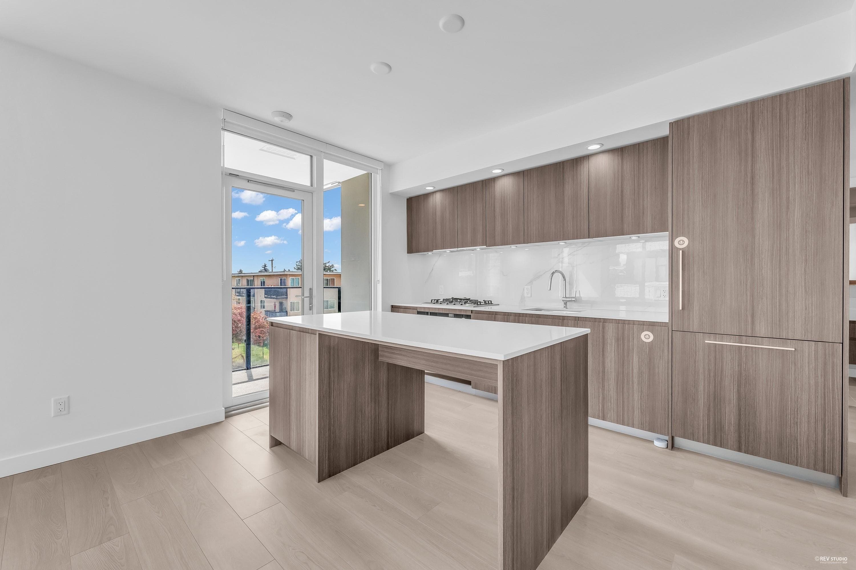 202 - 6537 Telford Avenue, Burnaby, V5H 0K9 — photo 5