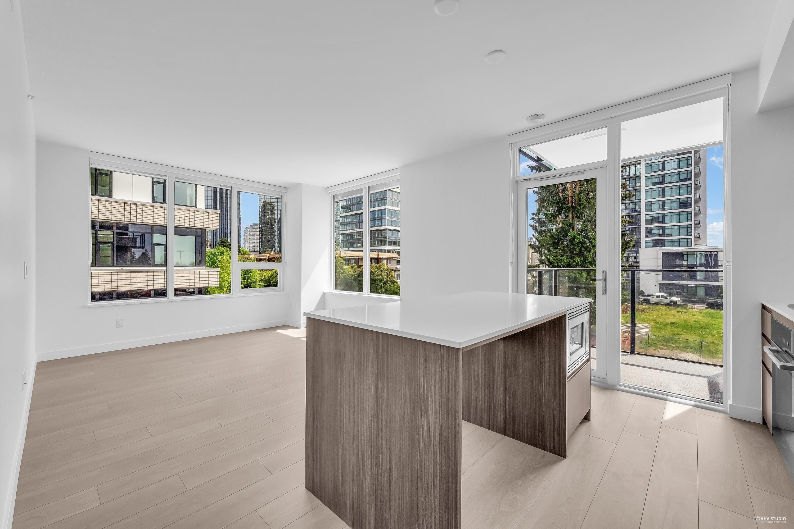 202 - 6537 Telford Avenue, Burnaby, V5H 0K9 — photo 4