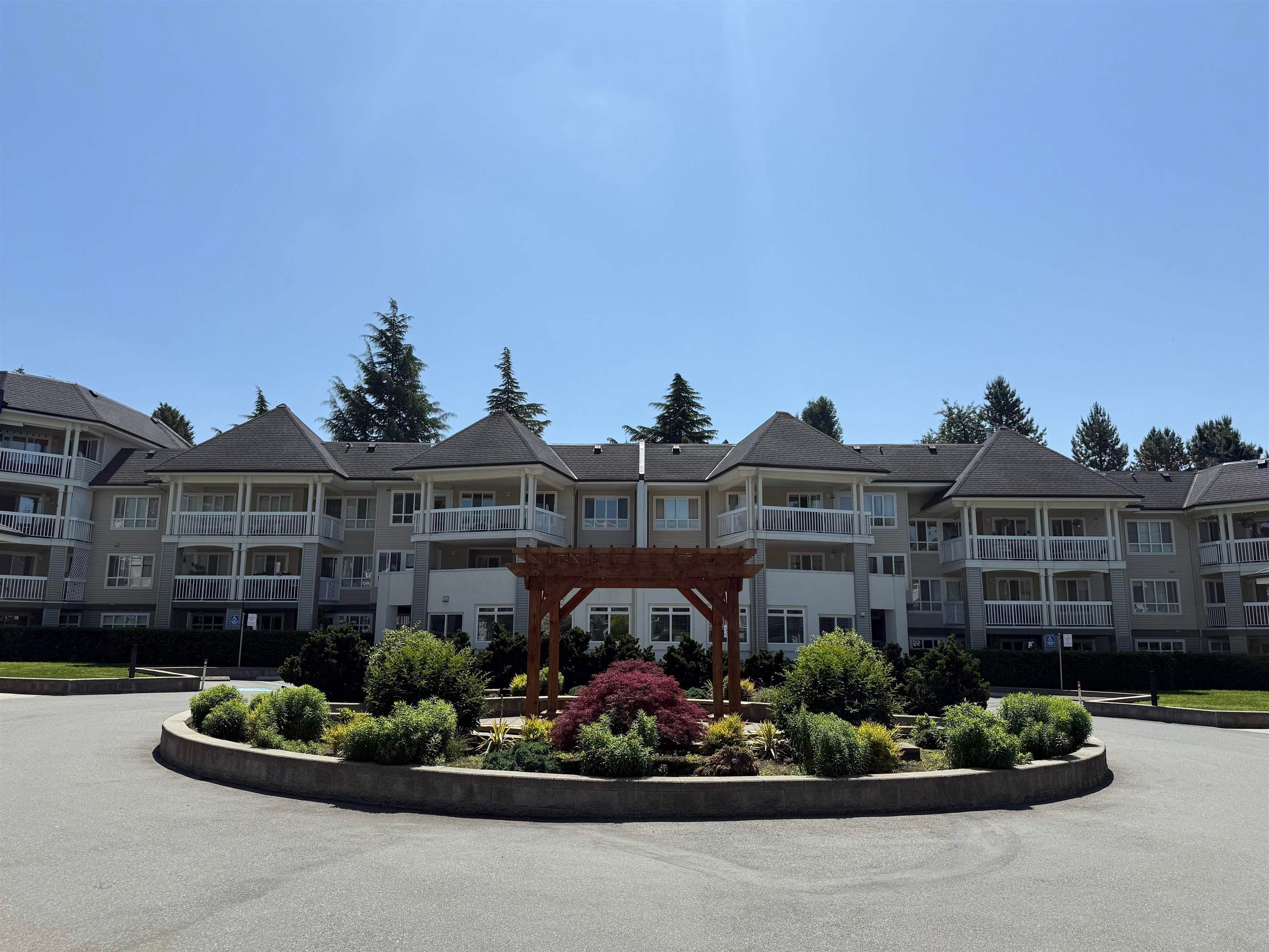 210 - 22022 49 Avenue, Langley, V3A 3R9 — photo 2