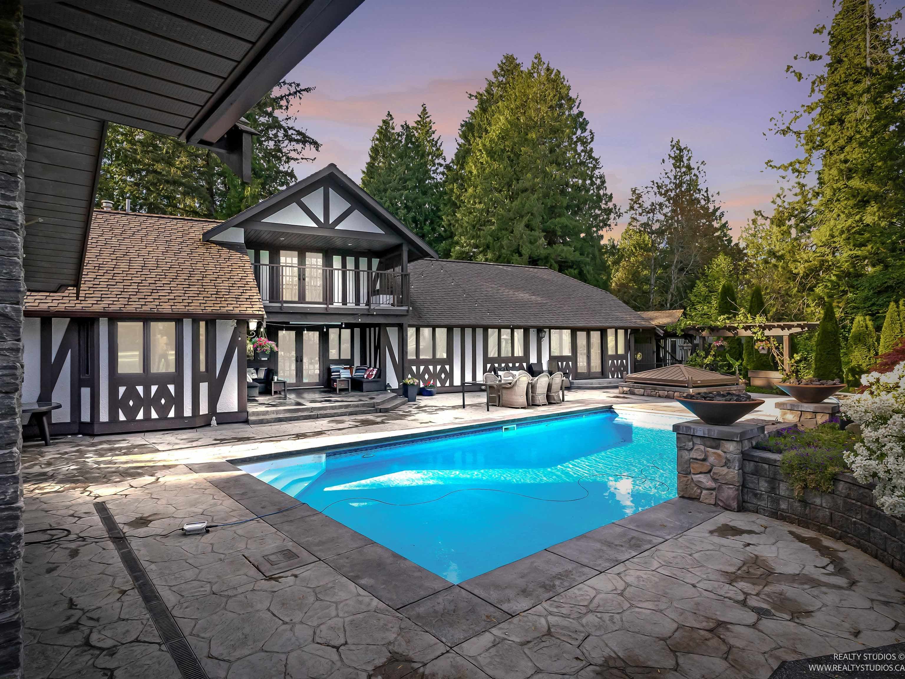 20077 Fernridge Crescent, Langley