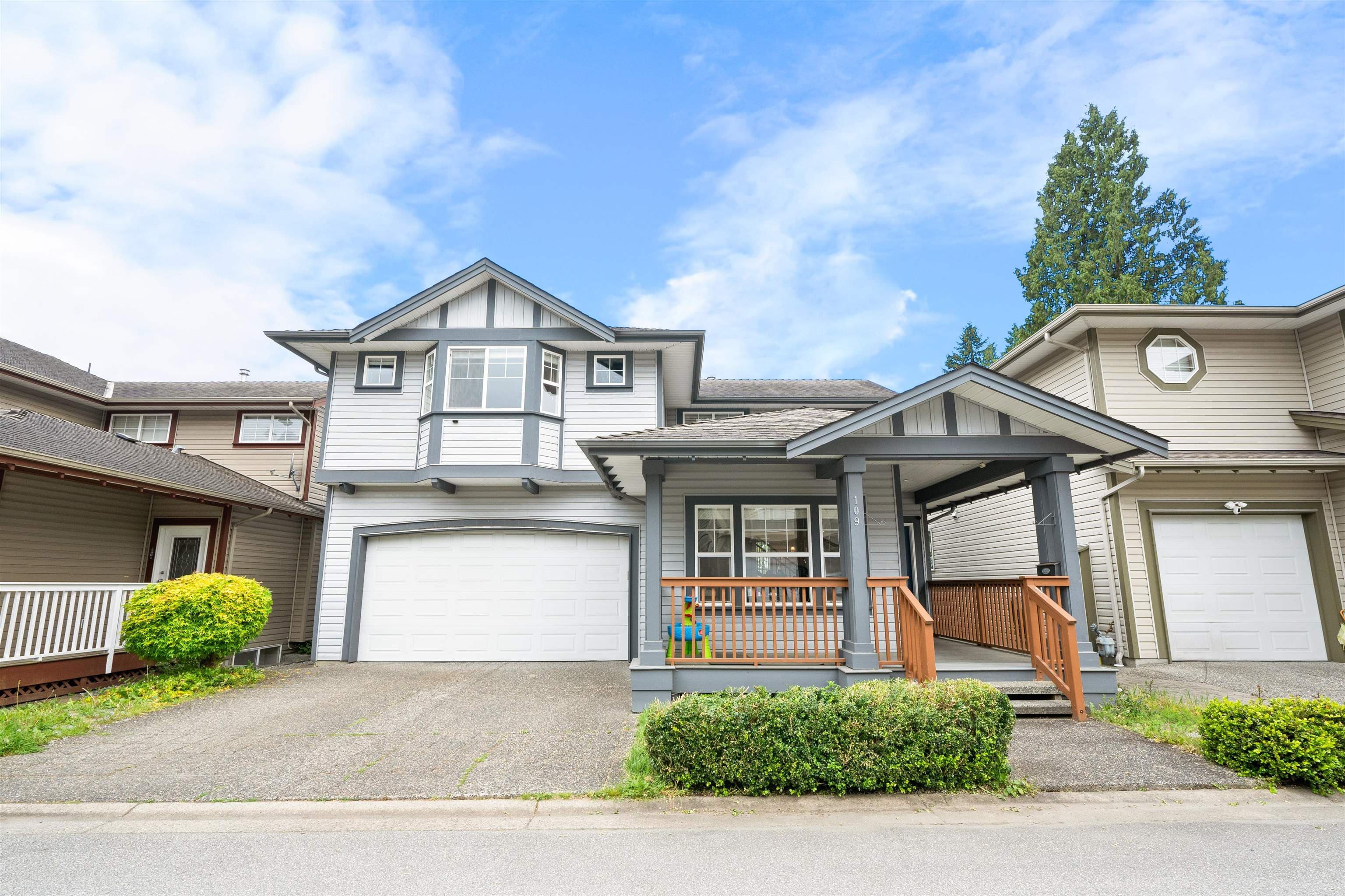 109 - 21868 Lougheed Highway, Maple Ridge