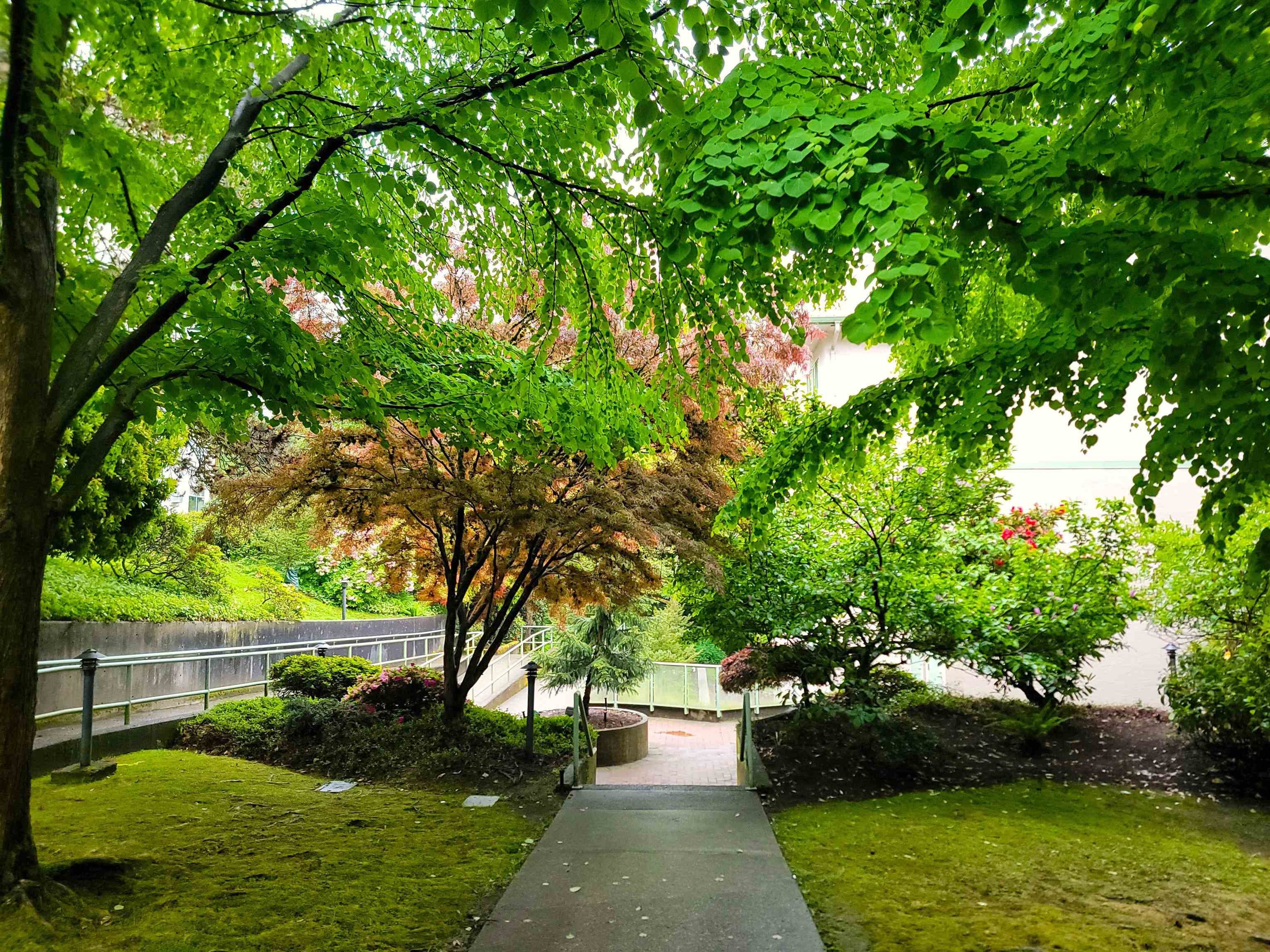 410 - 6737 Station Hill Court, Burnaby, V3N 4V2 — photo 2