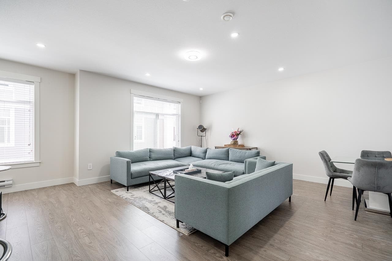 53 - 11267 133 Street, Surrey, V3R 0E3 — photo 2