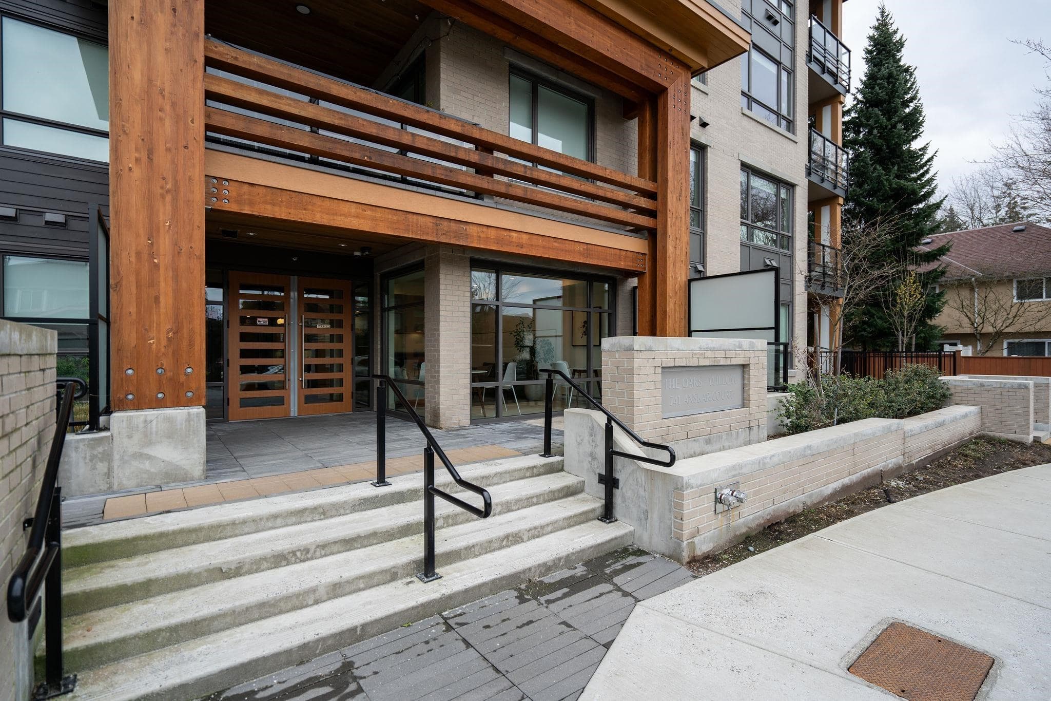 101 - 741 Anskar Court, Coquitlam, V3J 0N3 — photo 2