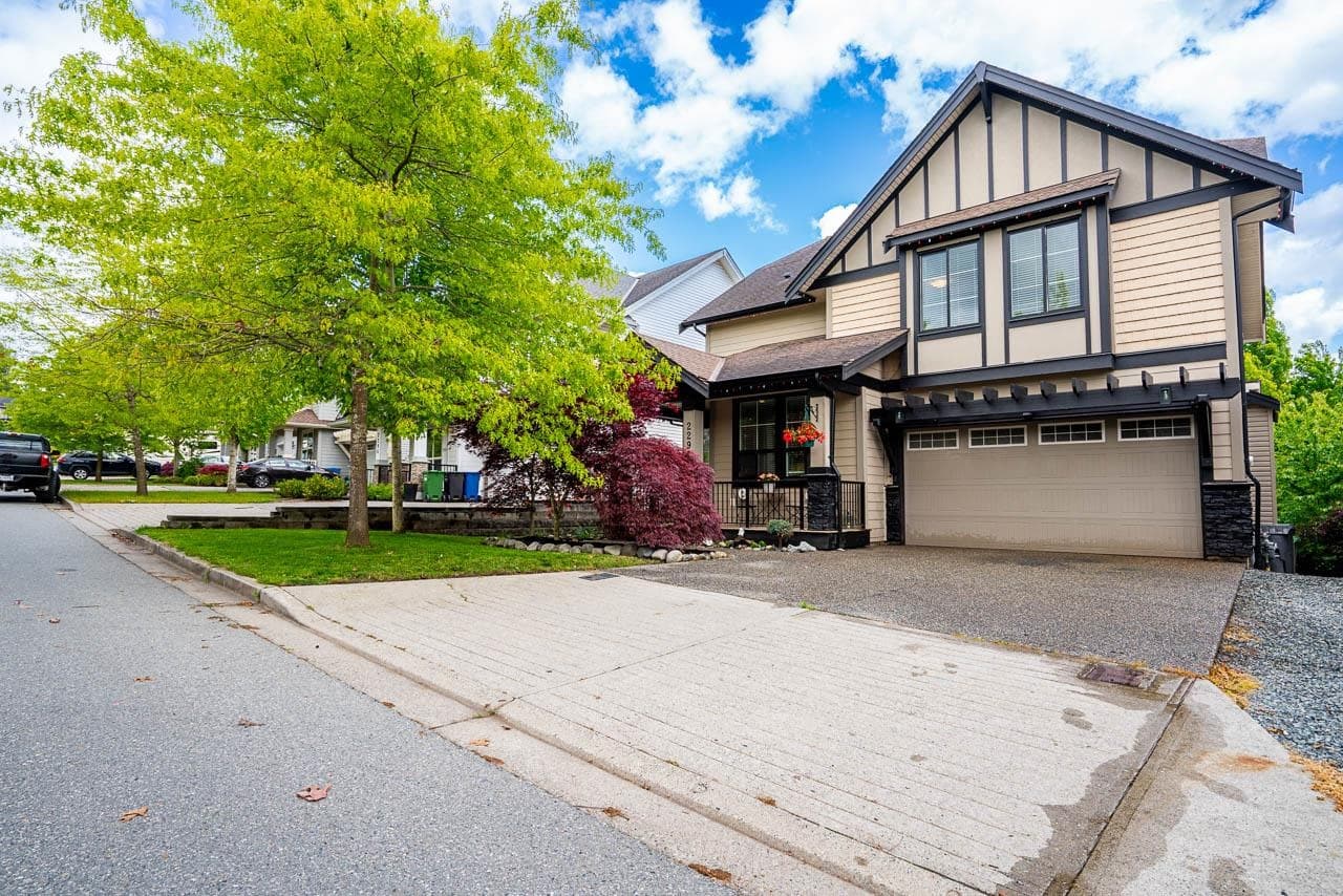 2290 Chardonnay Lane, Abbotsford, V4X 0A6 — photo 3