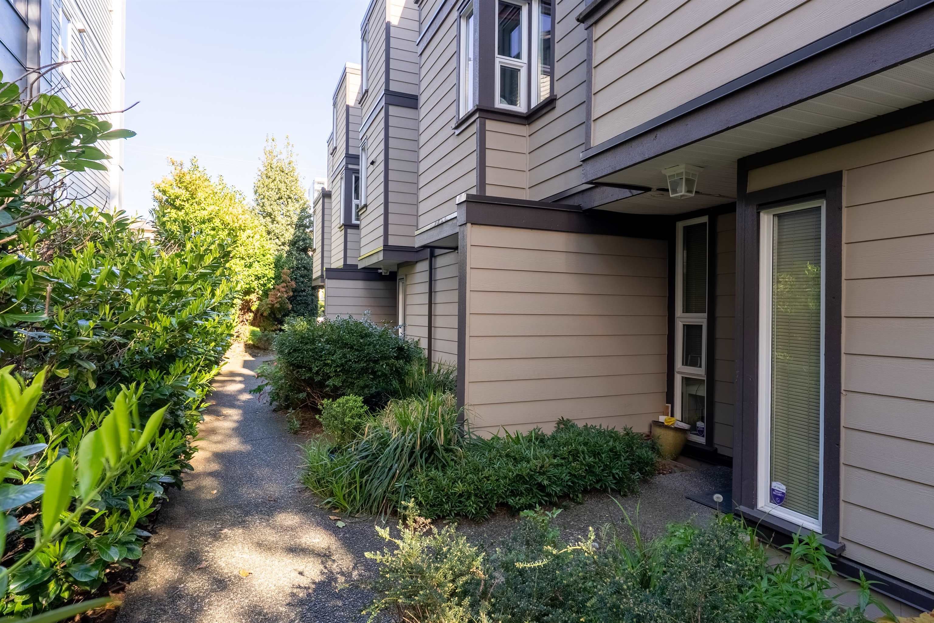 5 - 1535 St. Georges Avenue, North Vancouver, V7L 3J6 — photo 5