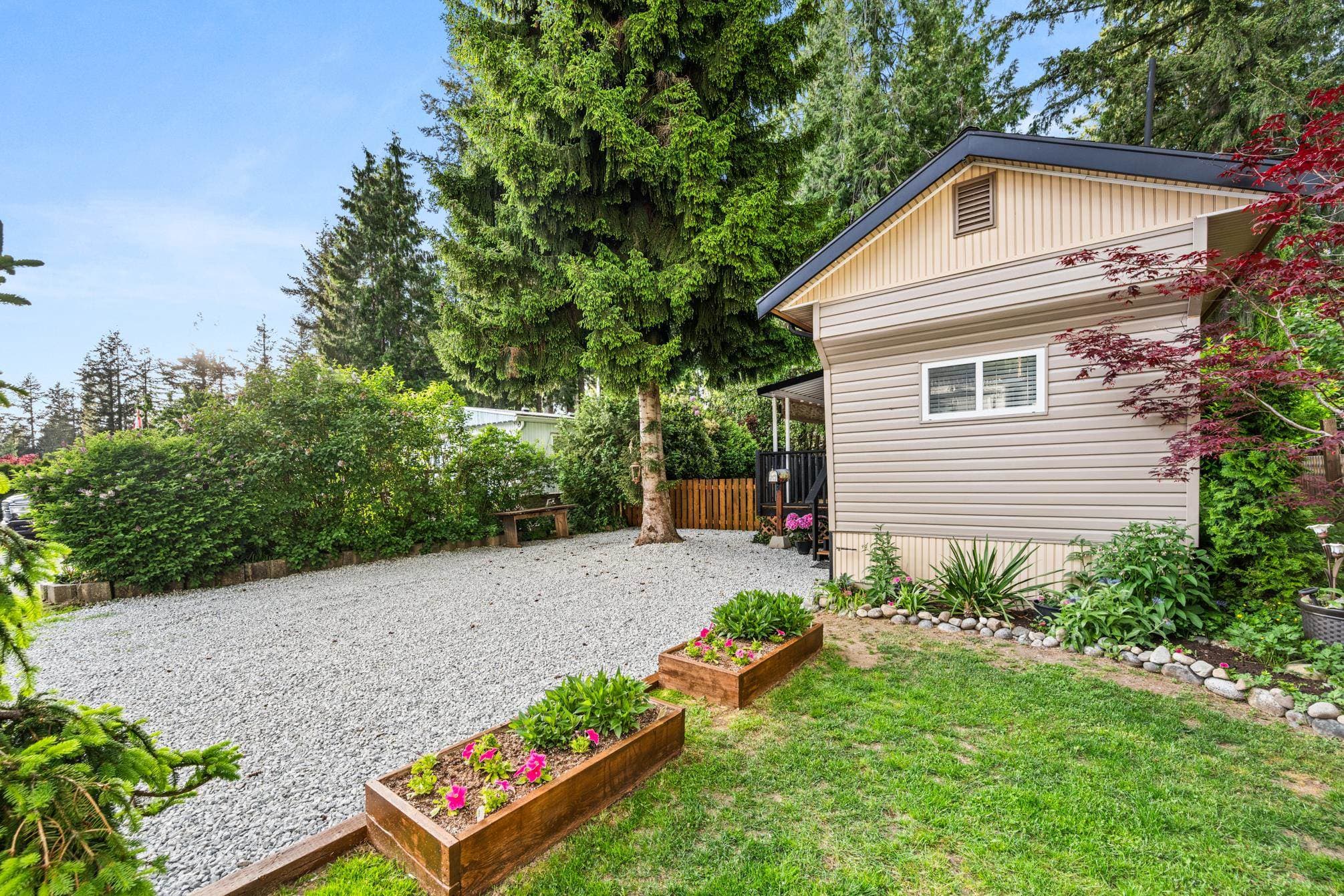33 - 23325 Calvin Crescent, Maple Ridge, V2X 4S3 — photo 2