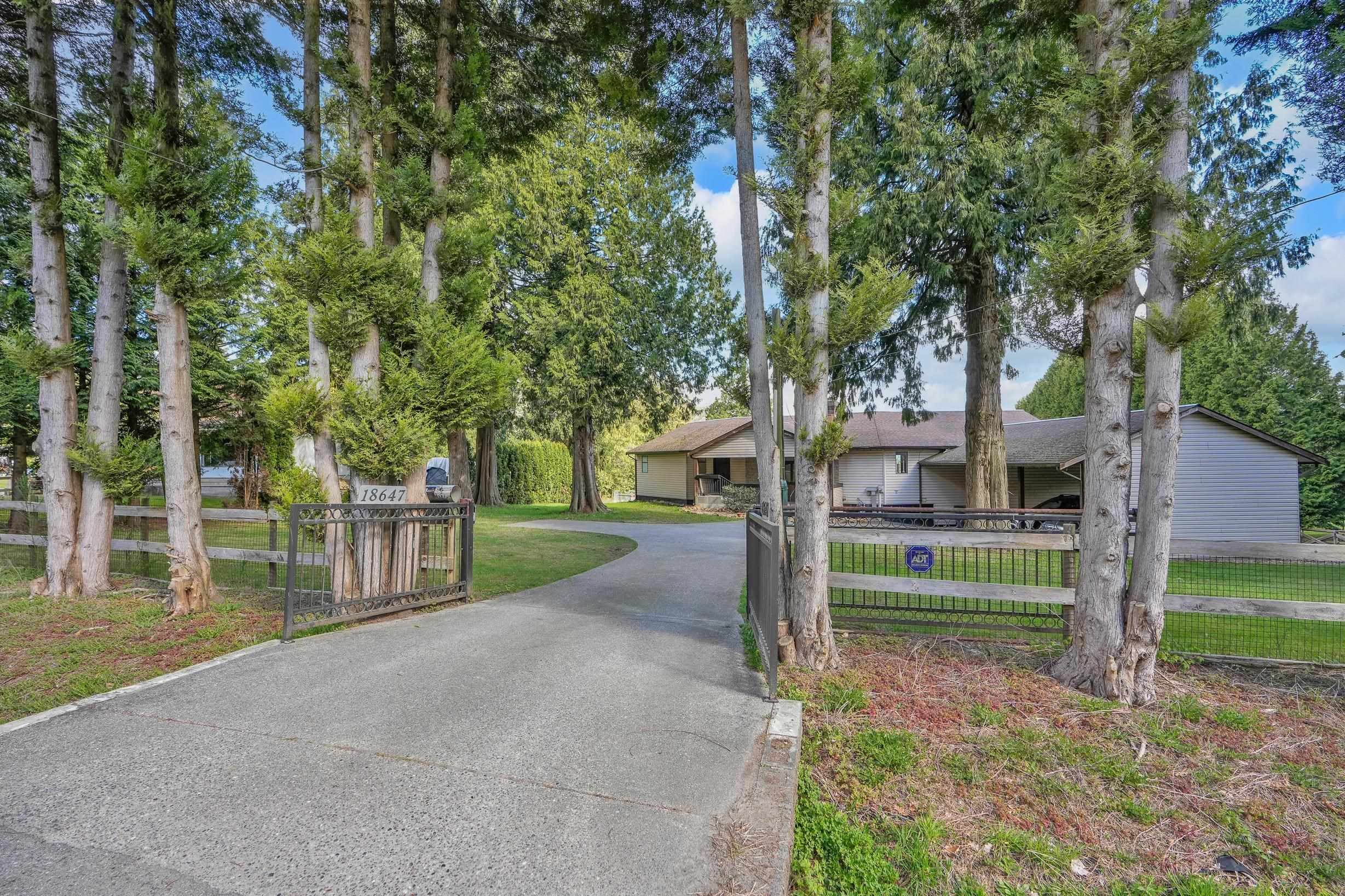 18647 92 Avenue, Surrey, V4N 3Z1 — photo 2