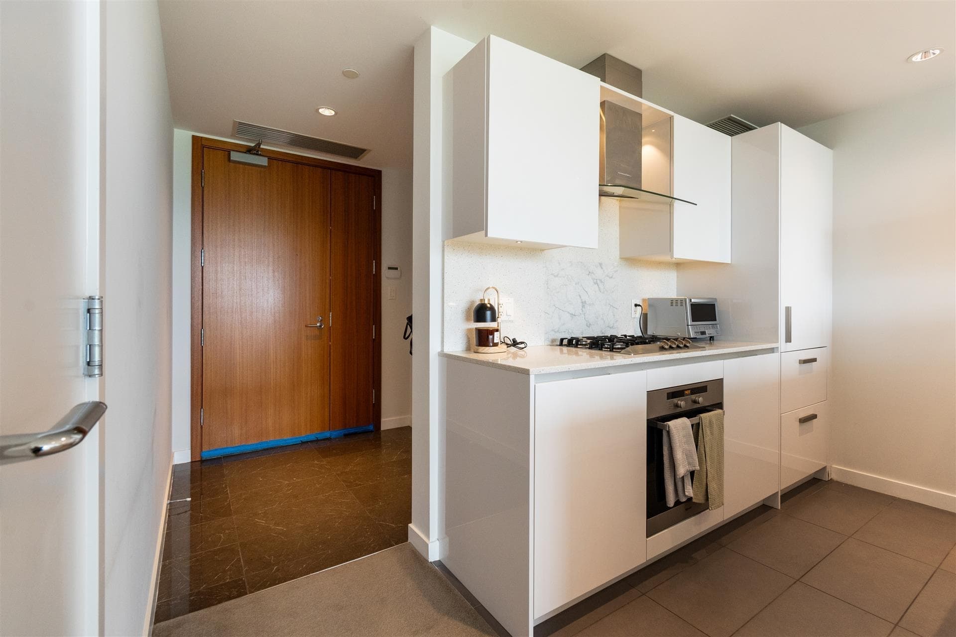 403 - 5111 Brighouse Way, Richmond, V7C 0A6 — photo 3