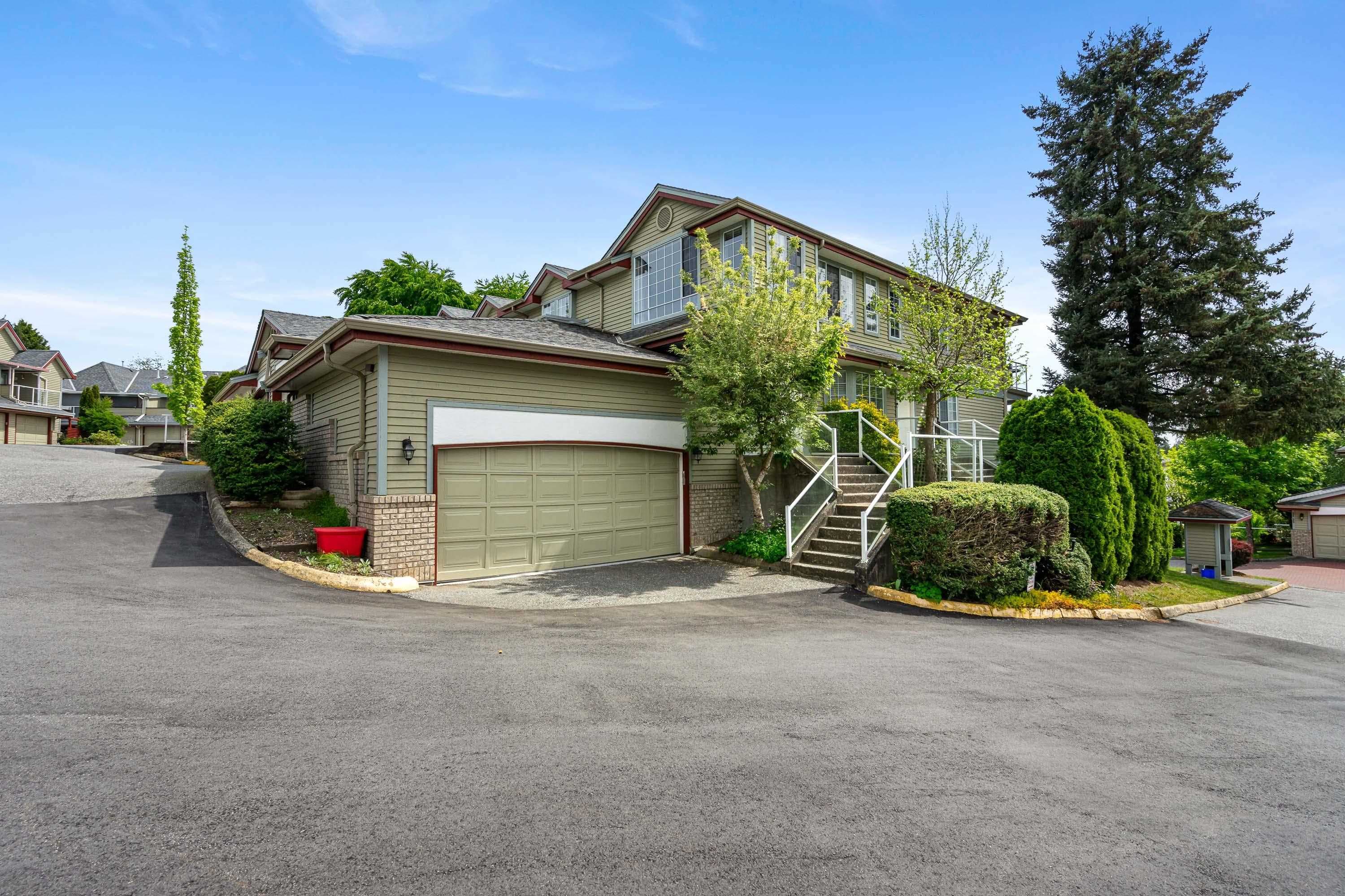22 - 11502 Burnett Street, Maple Ridge, V2X 0Y2 — photo 1