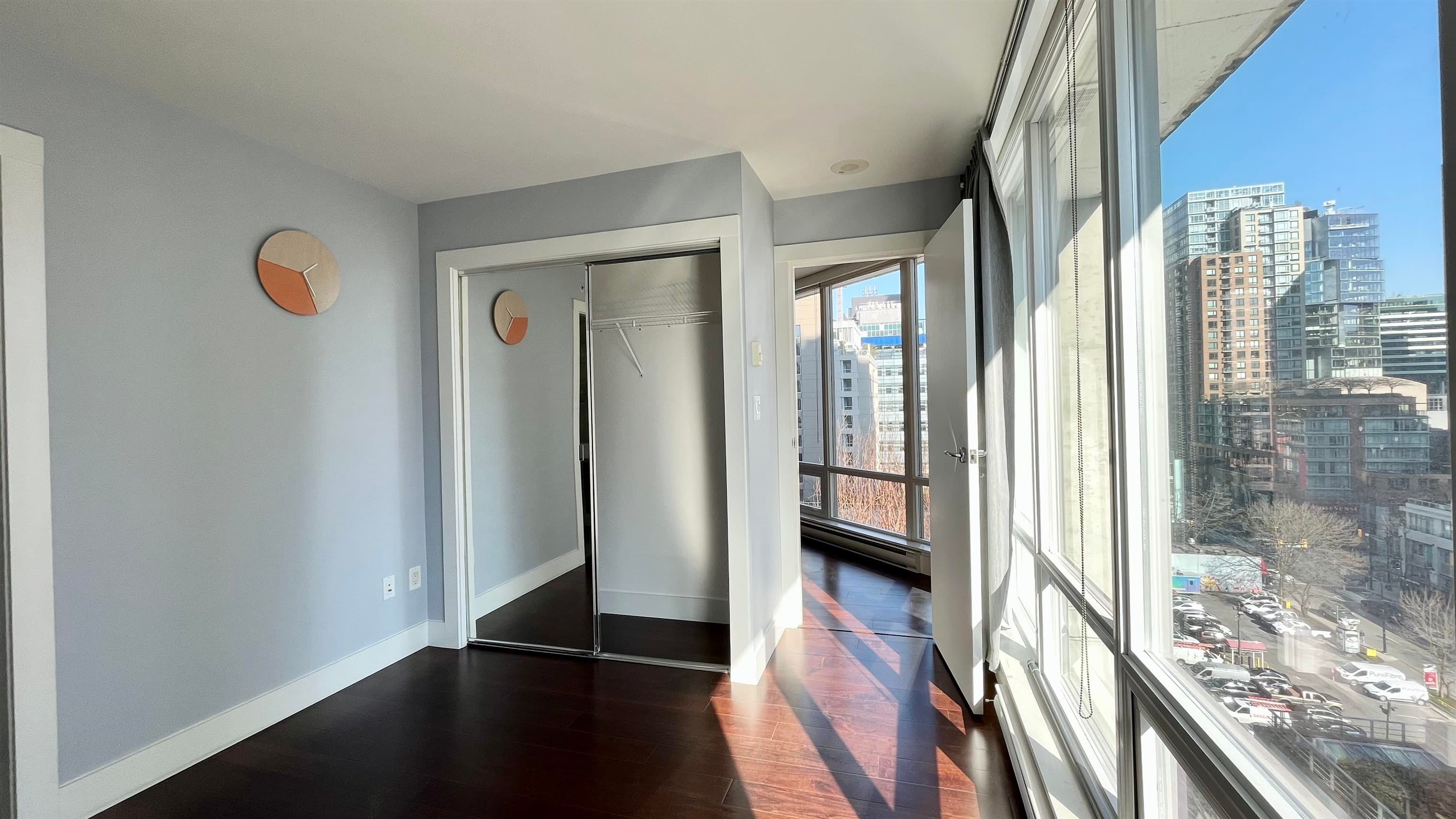1107 - 565 Smithe Street, Vancouver, V6B 0E4 — photo 3