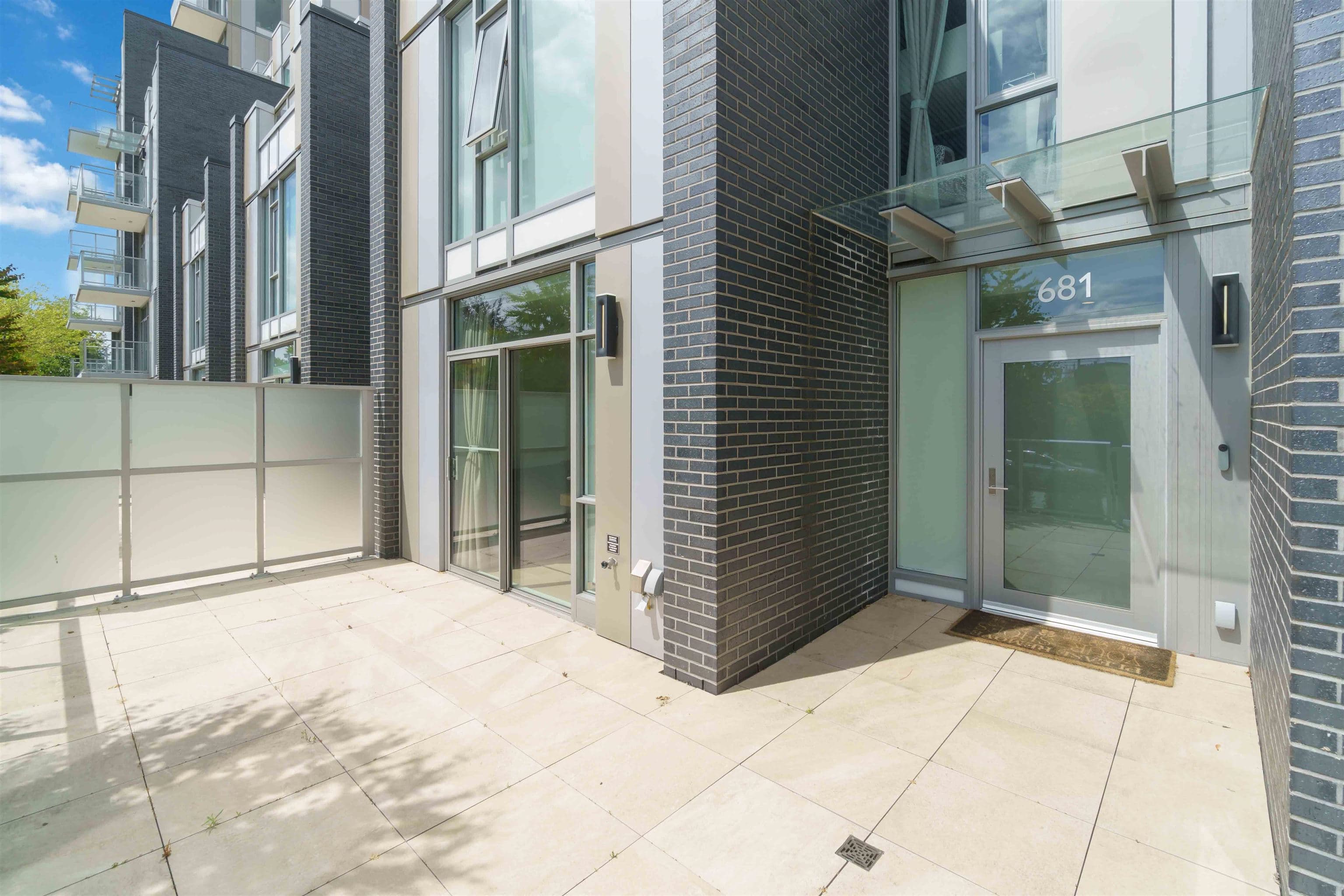 681 W 59th Avenue, Vancouver, V6P 0J9 — photo 3