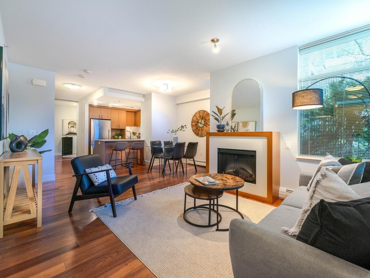 1303 Civic Place Mews, North Vancouver, V7M 0B2 — photo 2