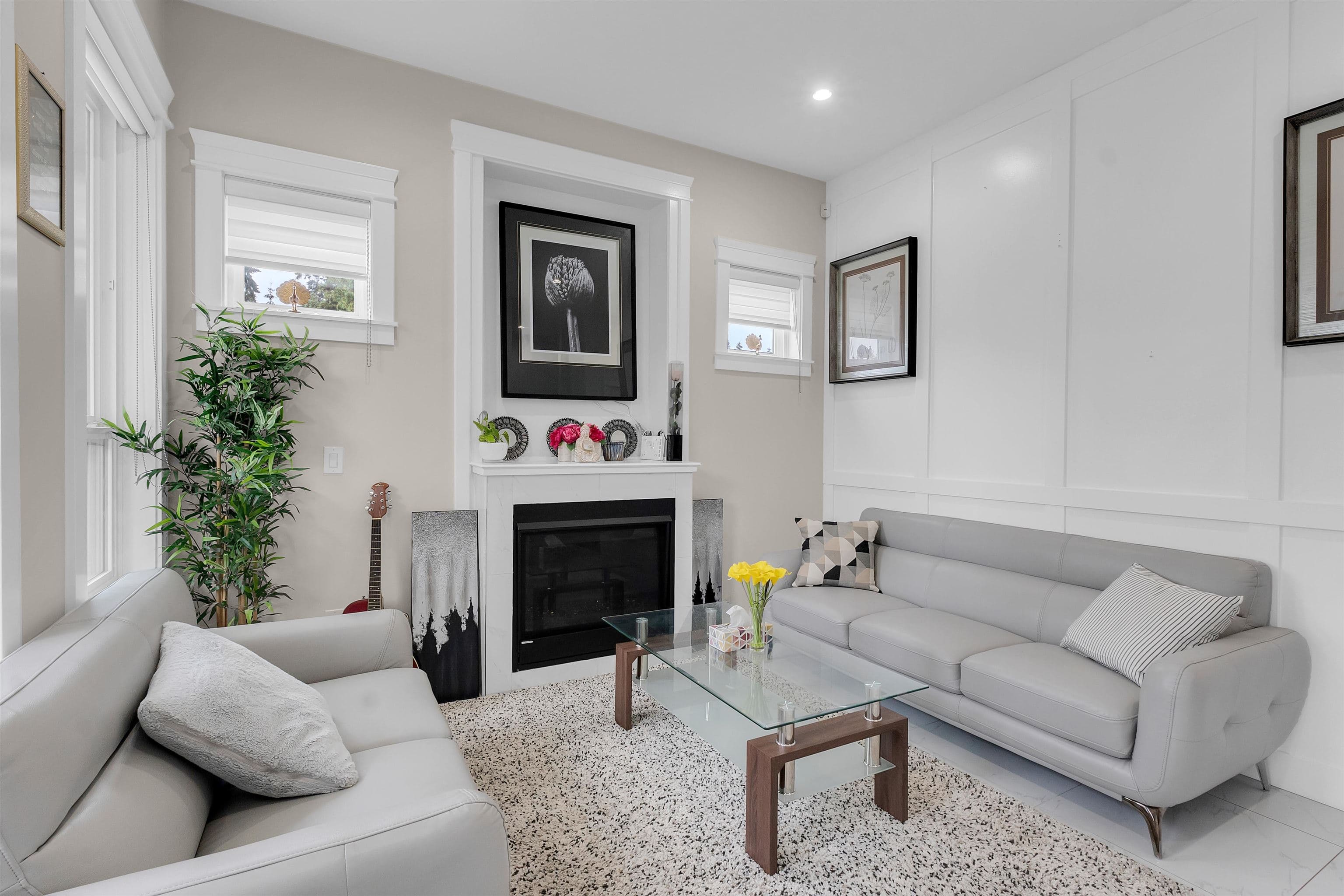 13025 59a Avenue, Surrey, V3X 0G5 — photo 2
