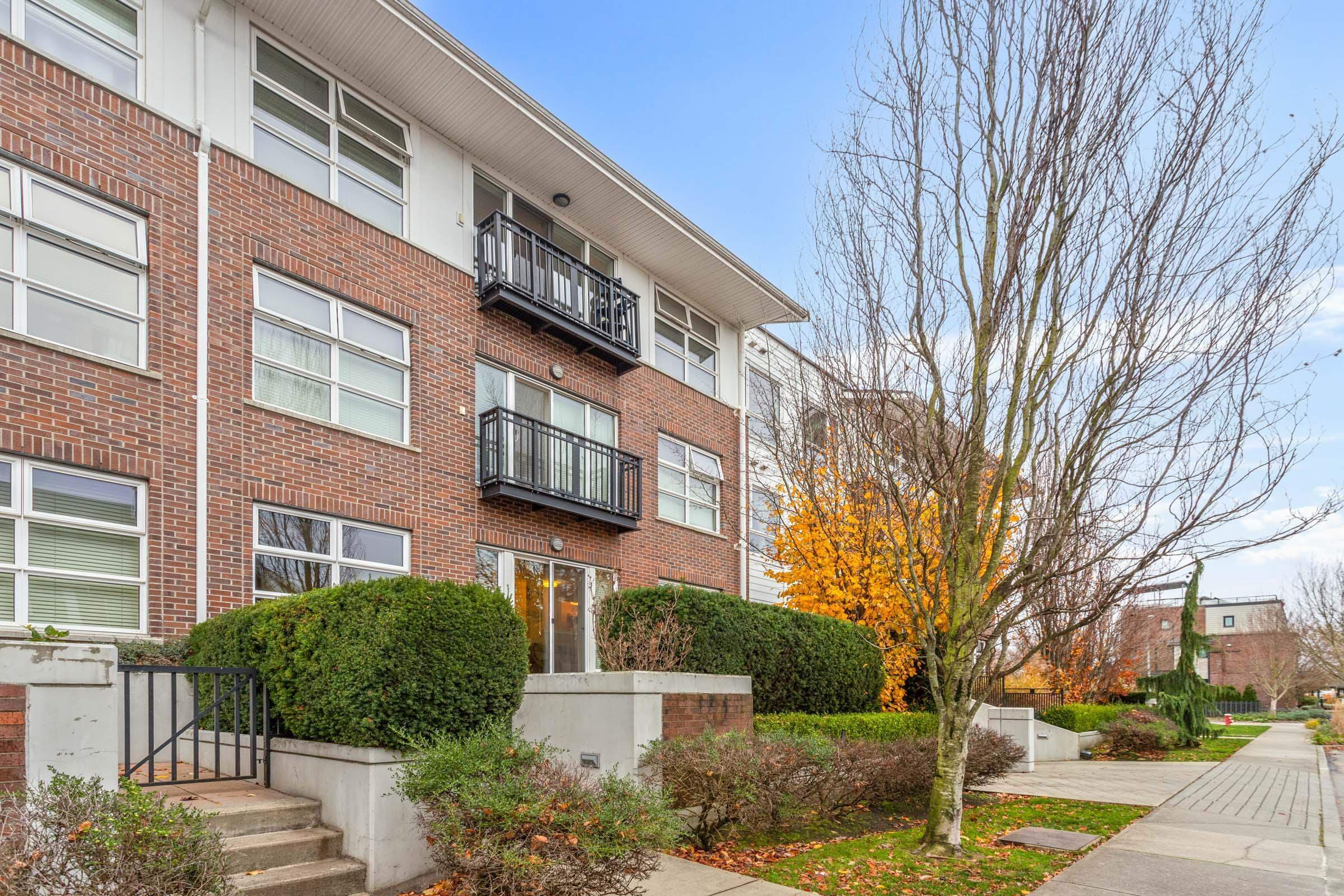 107 - 215 Brookes Street, New Westminster, V3M 0G5 — photo 2