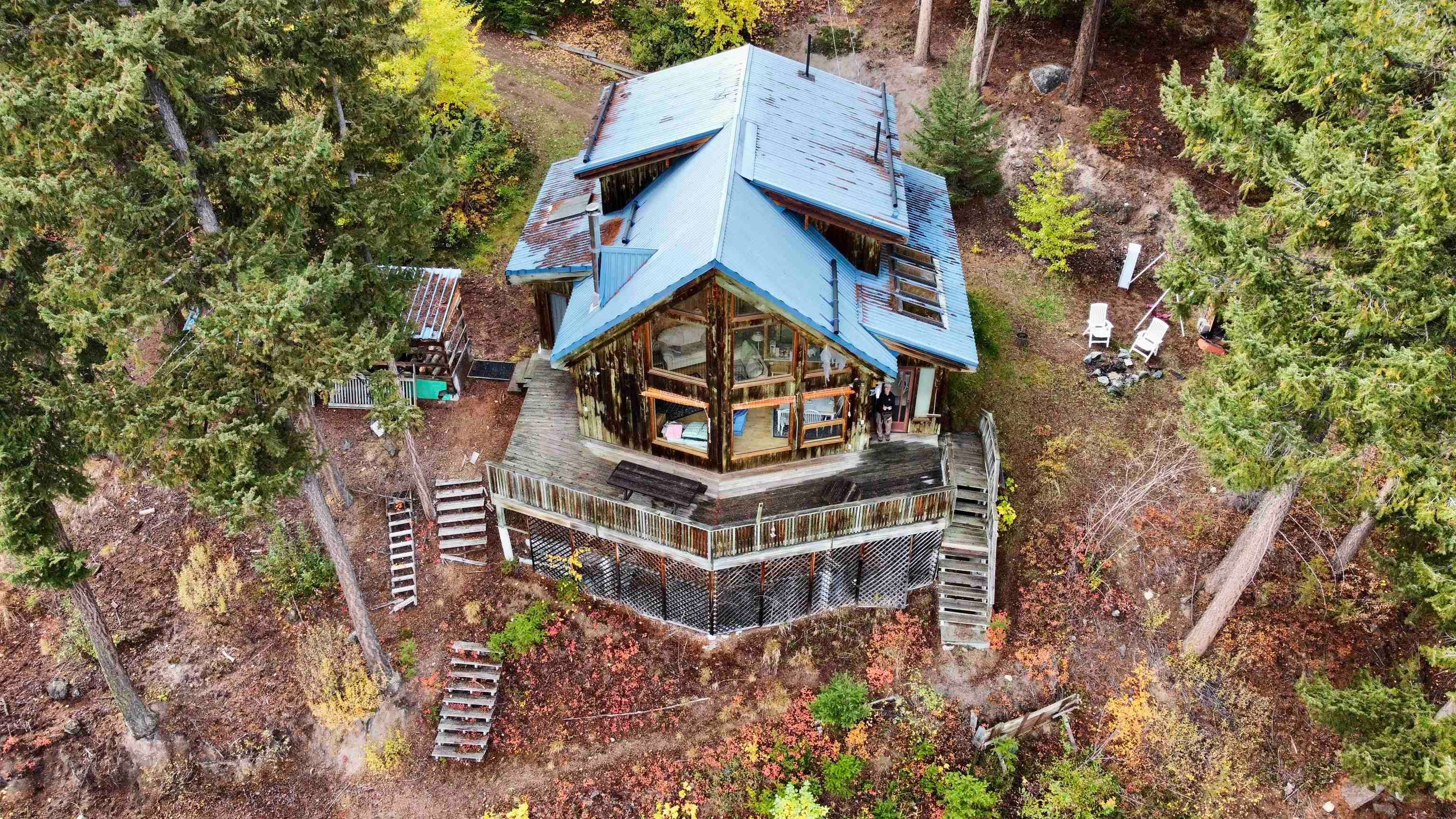 8200 Gun Lake Road, Pemberton