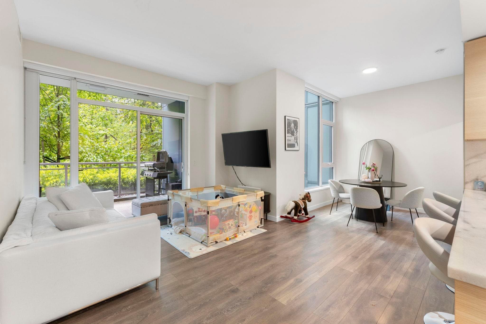 104 - 305 Morrissey Road, Port Moody, V3H 0M3 — photo 3