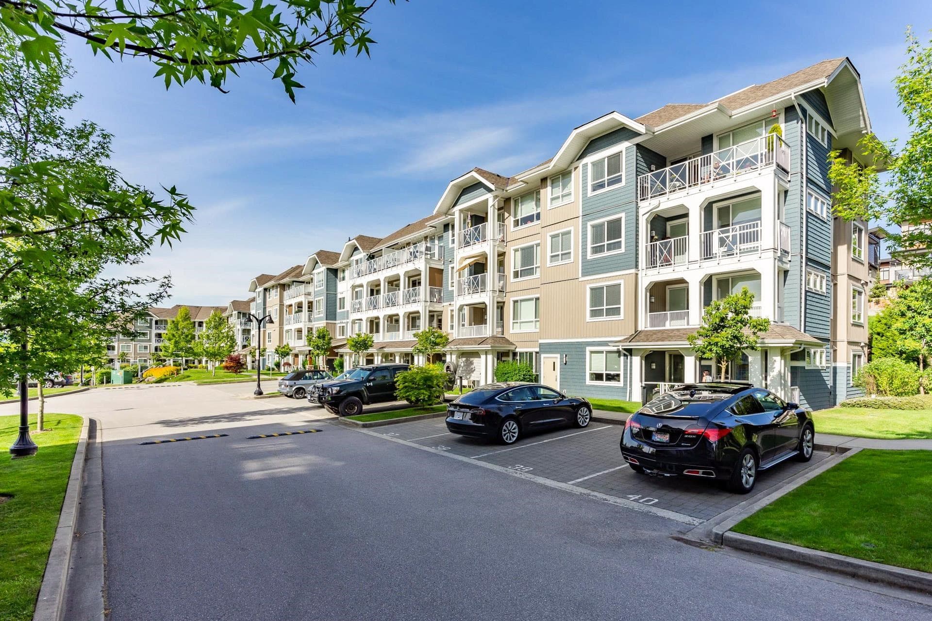 209 - 16396 64 Avenue, Surrey, V3S 6X6 — photo 3