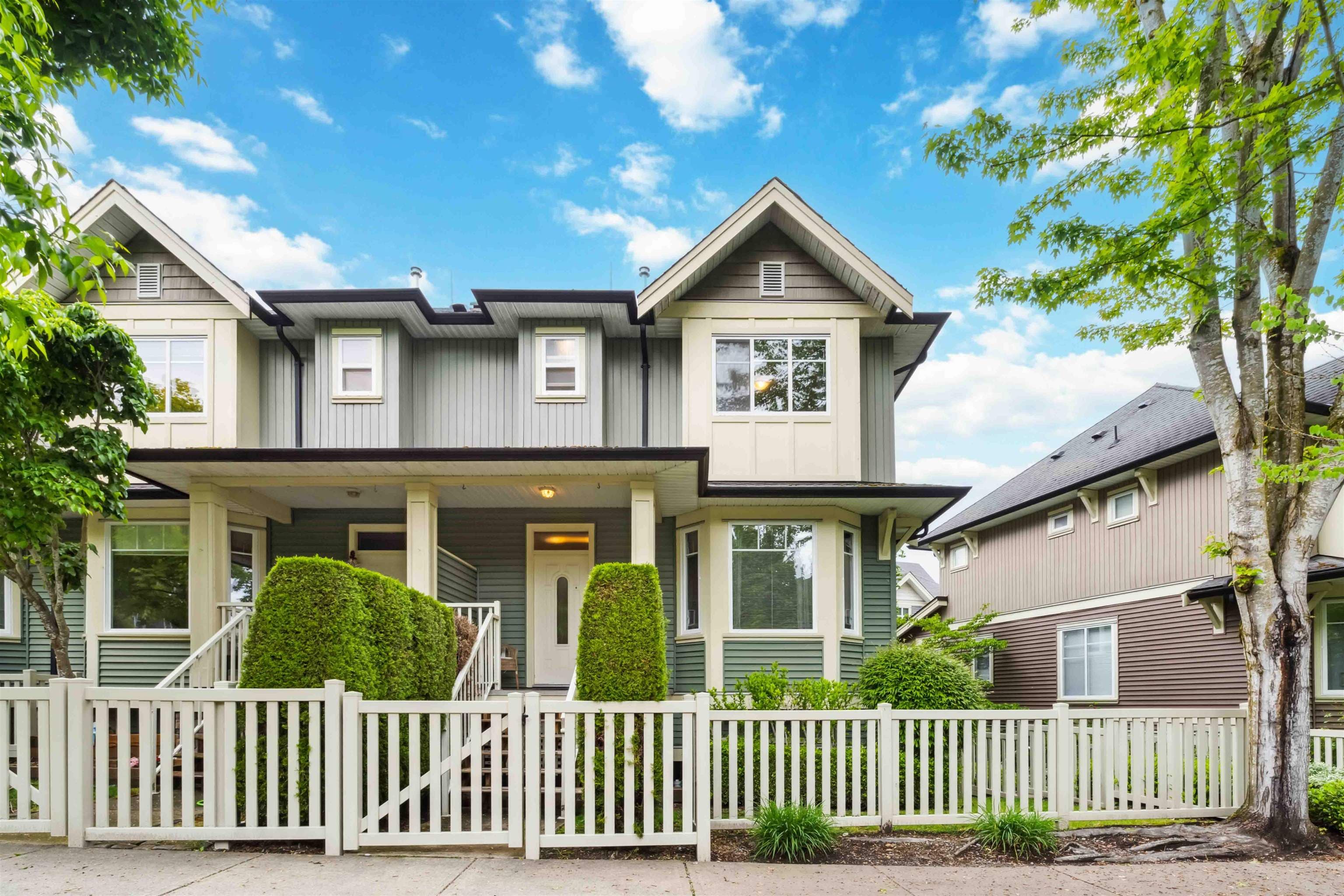 32 - 6575 192 Street, Surrey