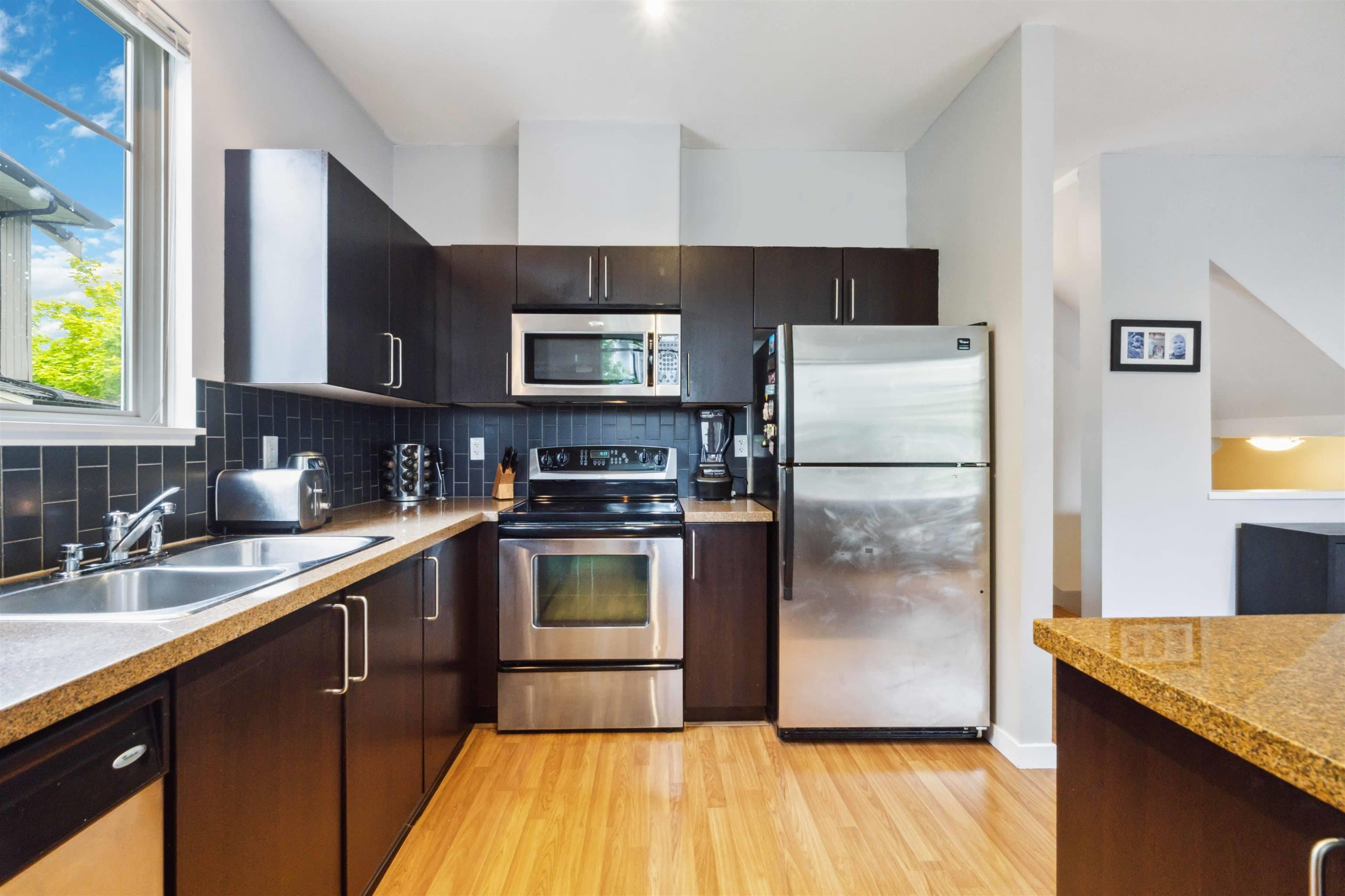 32 - 6575 192 Street, Surrey, V4N 5T8 — photo 5
