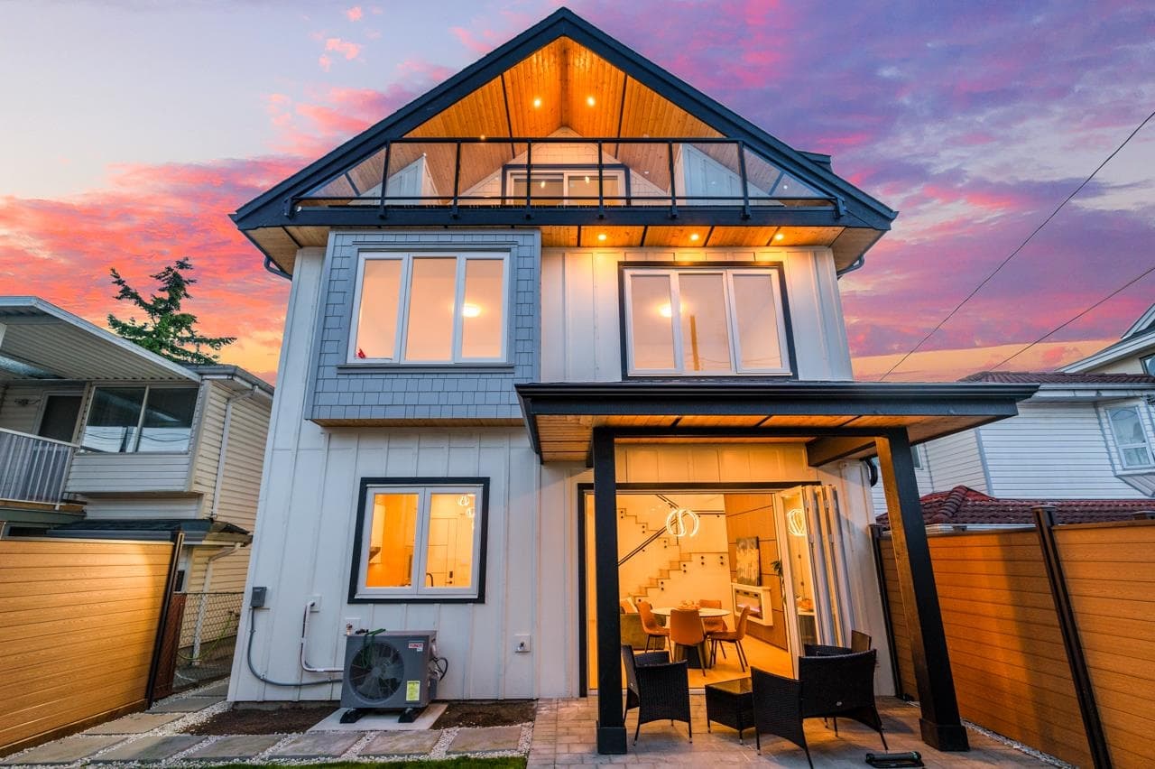 2 - 2124 Renfrew Street, Vancouver, V5M 3J5 — photo 2