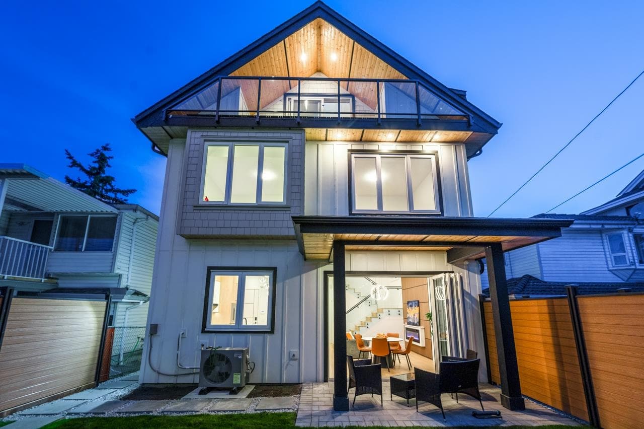 2 - 2124 Renfrew Street, Vancouver, V5M 3J5 — photo 3