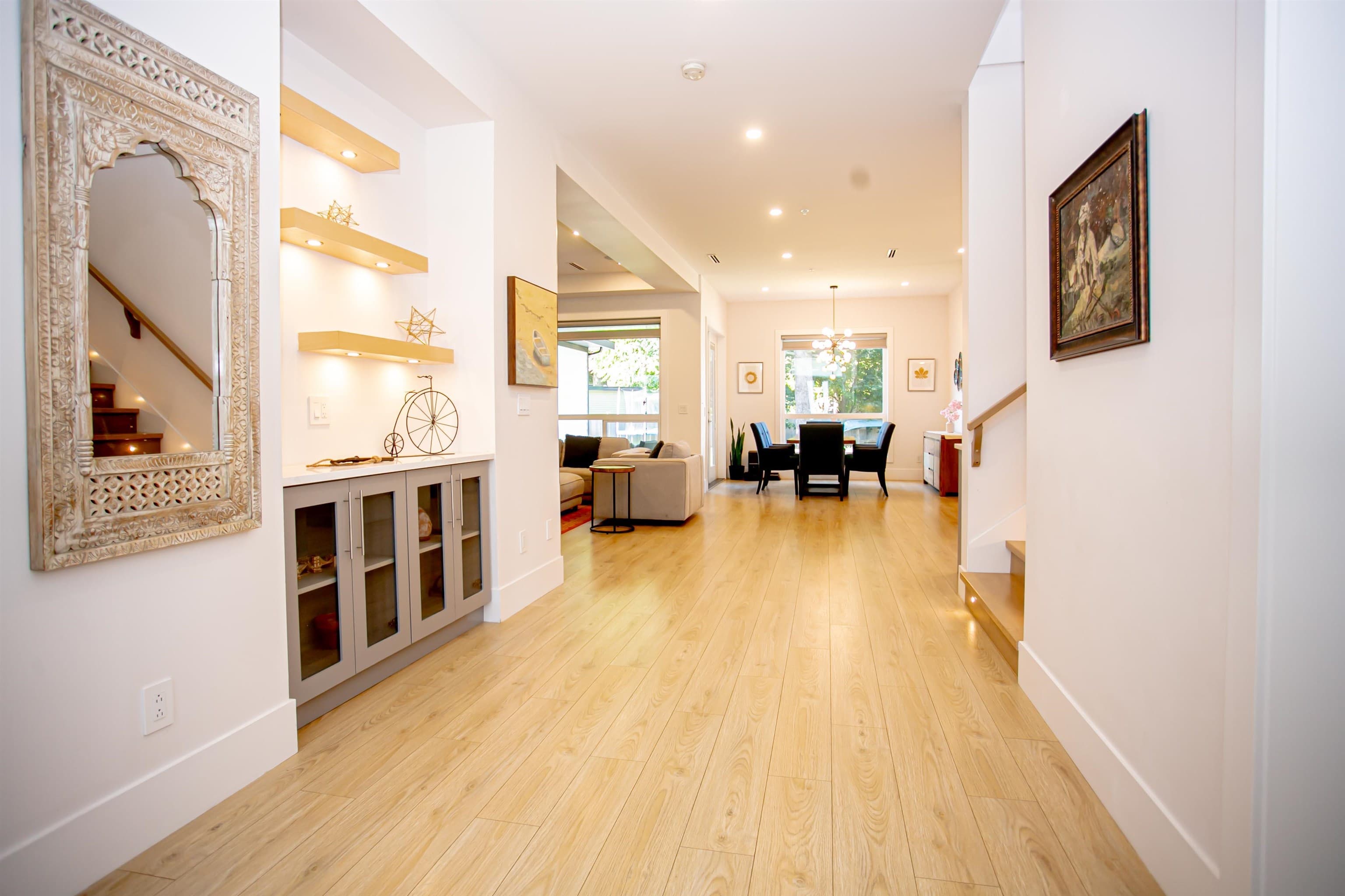 21661 Ridgeway Crescent, Maple Ridge, V2X 3Z6 — photo 2