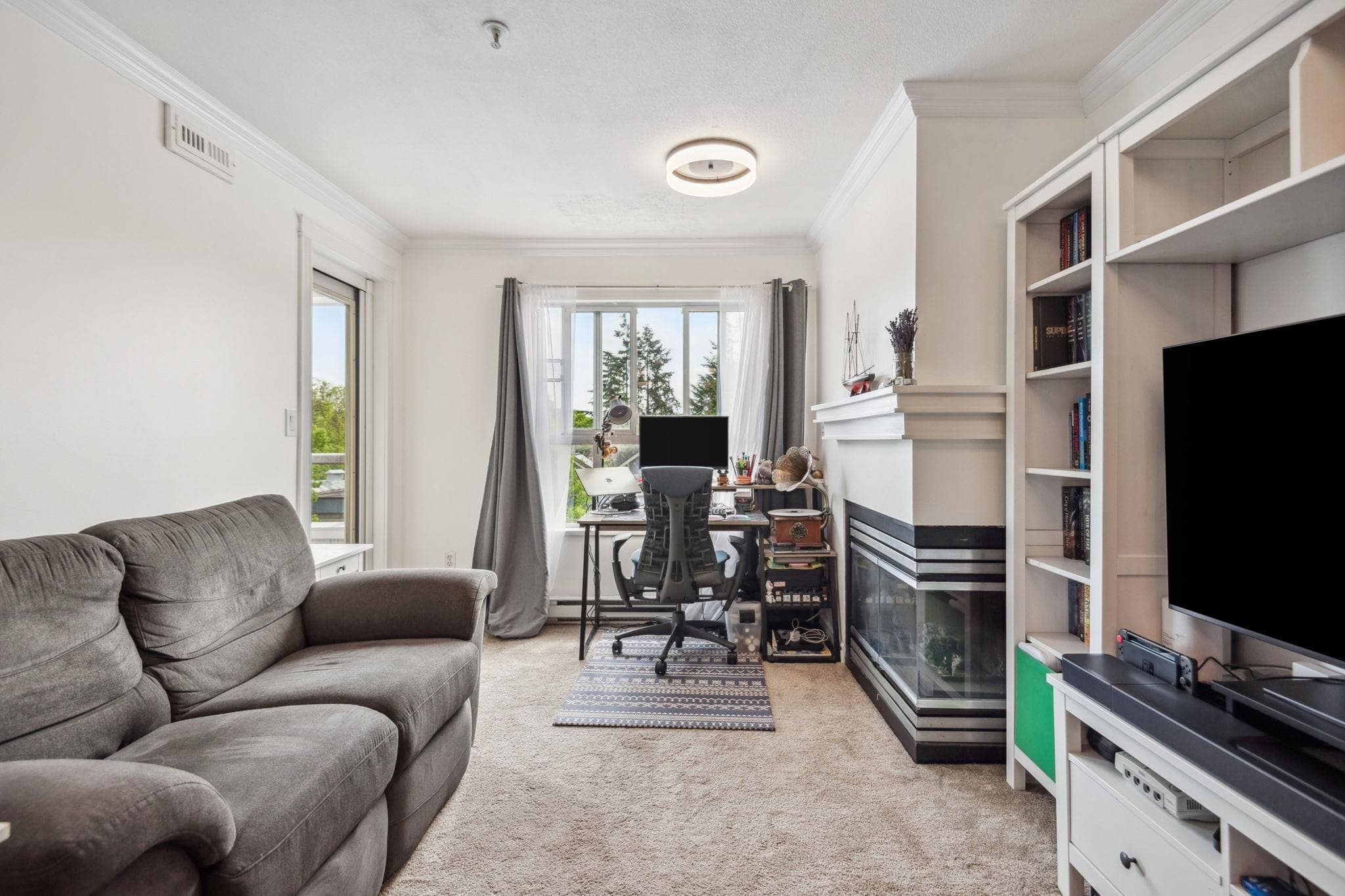 402 - 1990 Dunbar Street, Vancouver, V6R 3M3 — photo 3