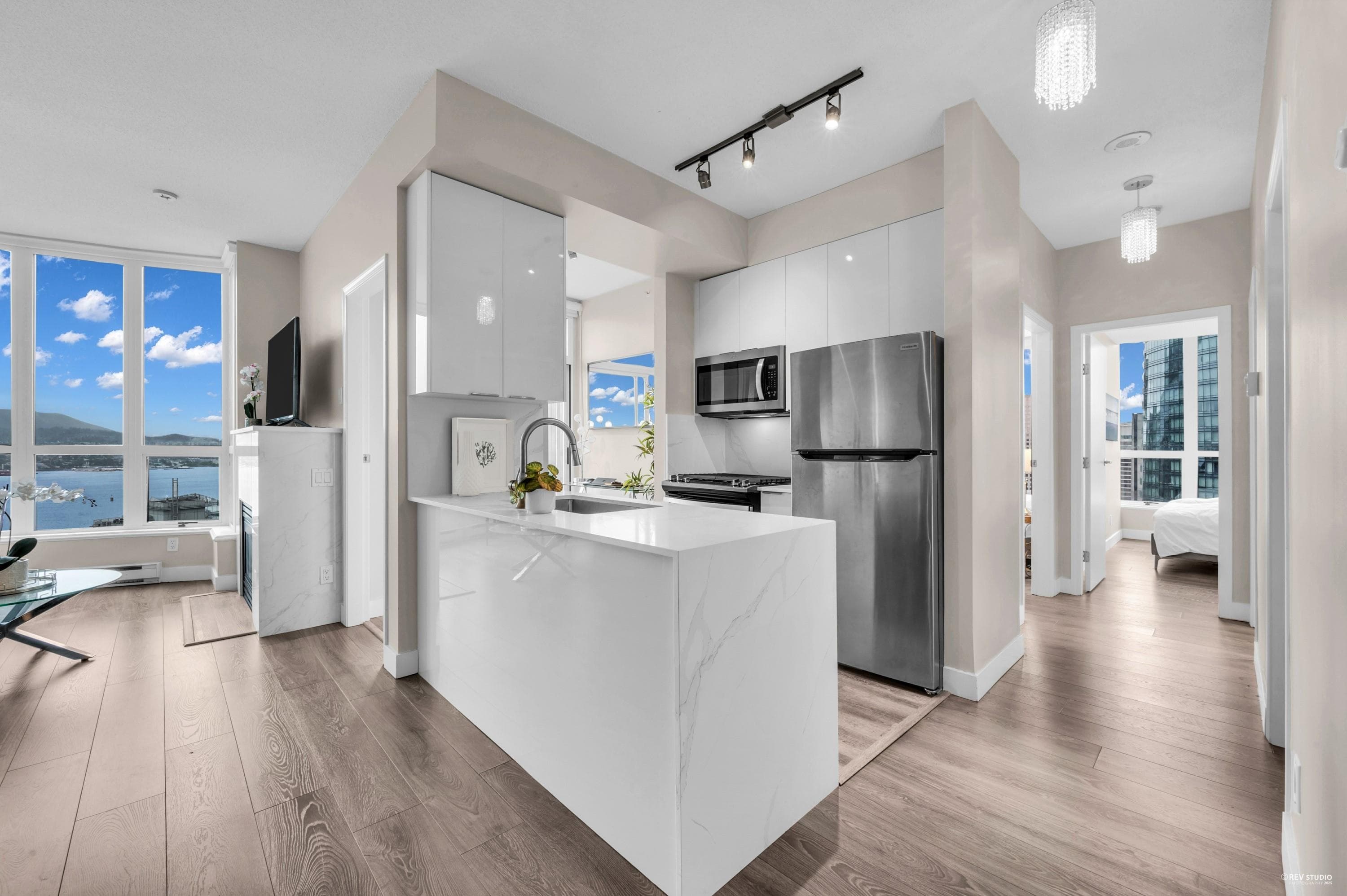 3208 - 1239 W Georgia Street, Vancouver, V6E 3J5 — photo 5