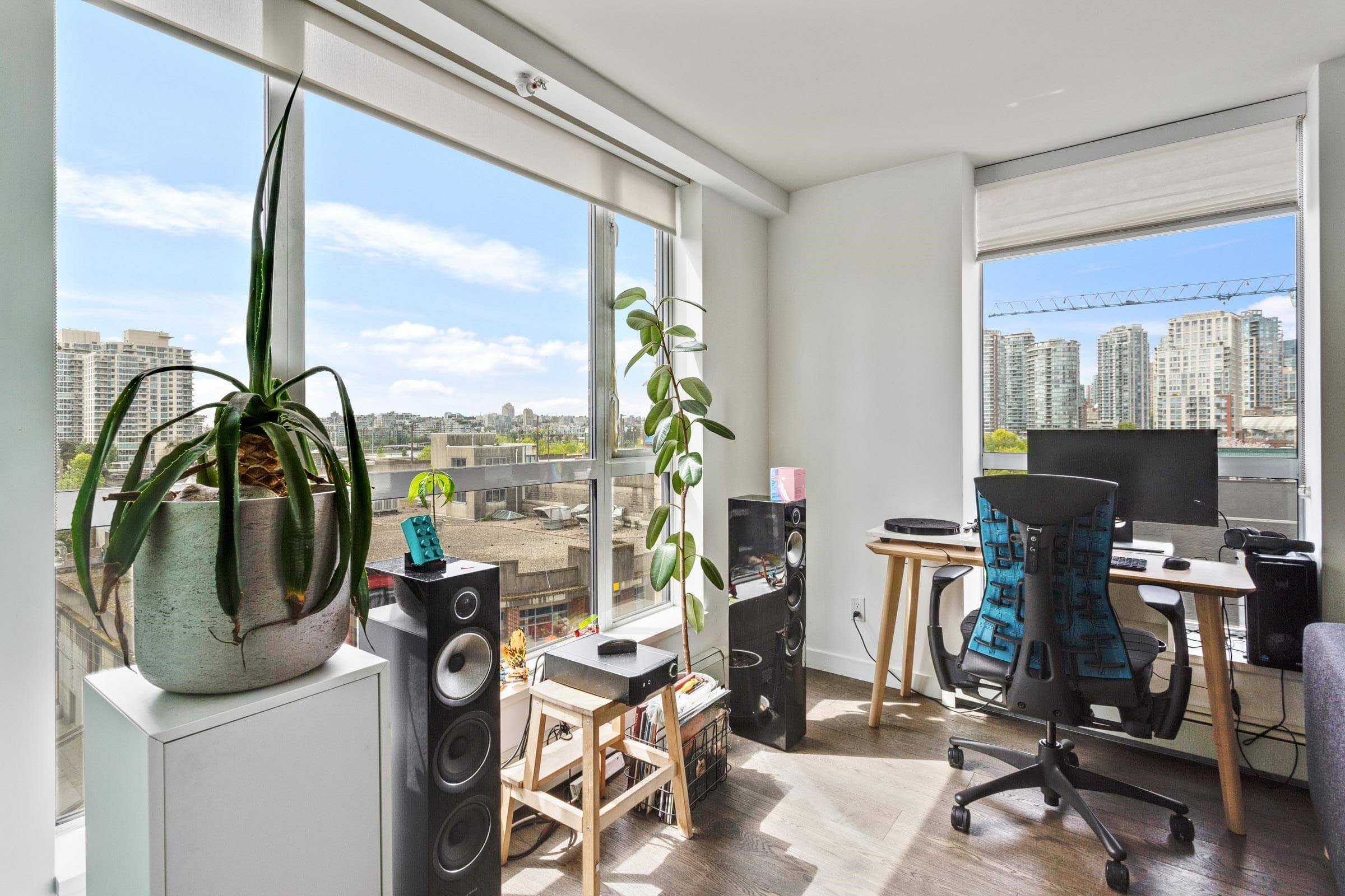 705 - 189 Keefer Street, Vancouver, V6A 0C8 — photo 3