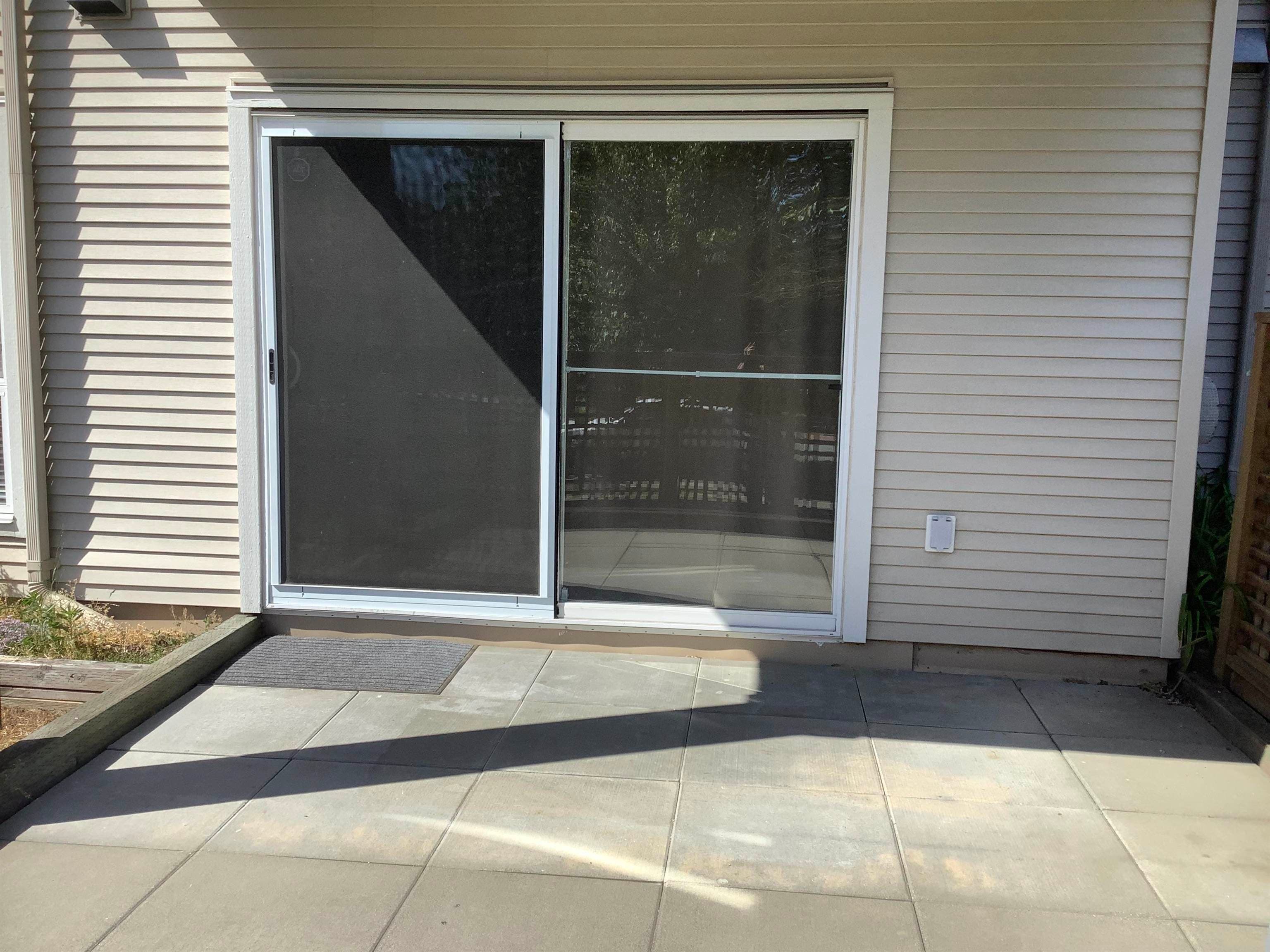 212 - 12083 92a Avenue, Surrey, V3V 8C8 — photo 2