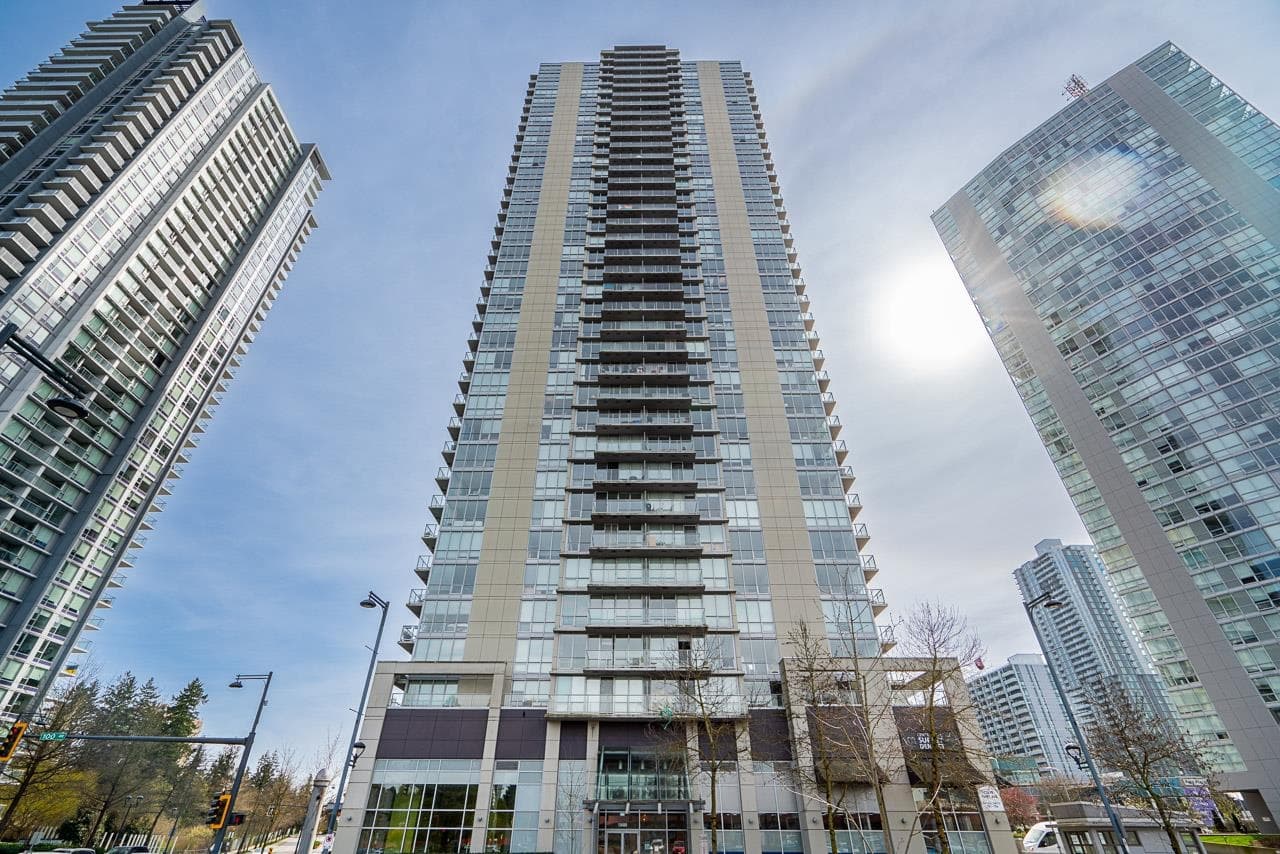 2201 - 13688 100 Avenue, Surrey, V3T 0G5 — photo 2