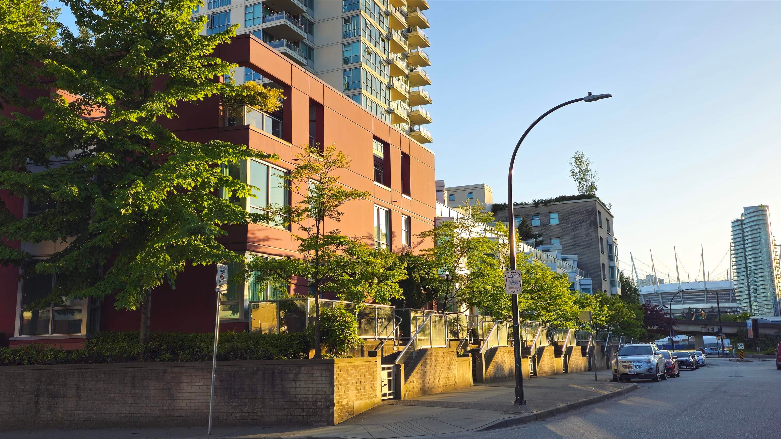 168 Prior Street, Vancouver, V6A 0A6 — photo 2