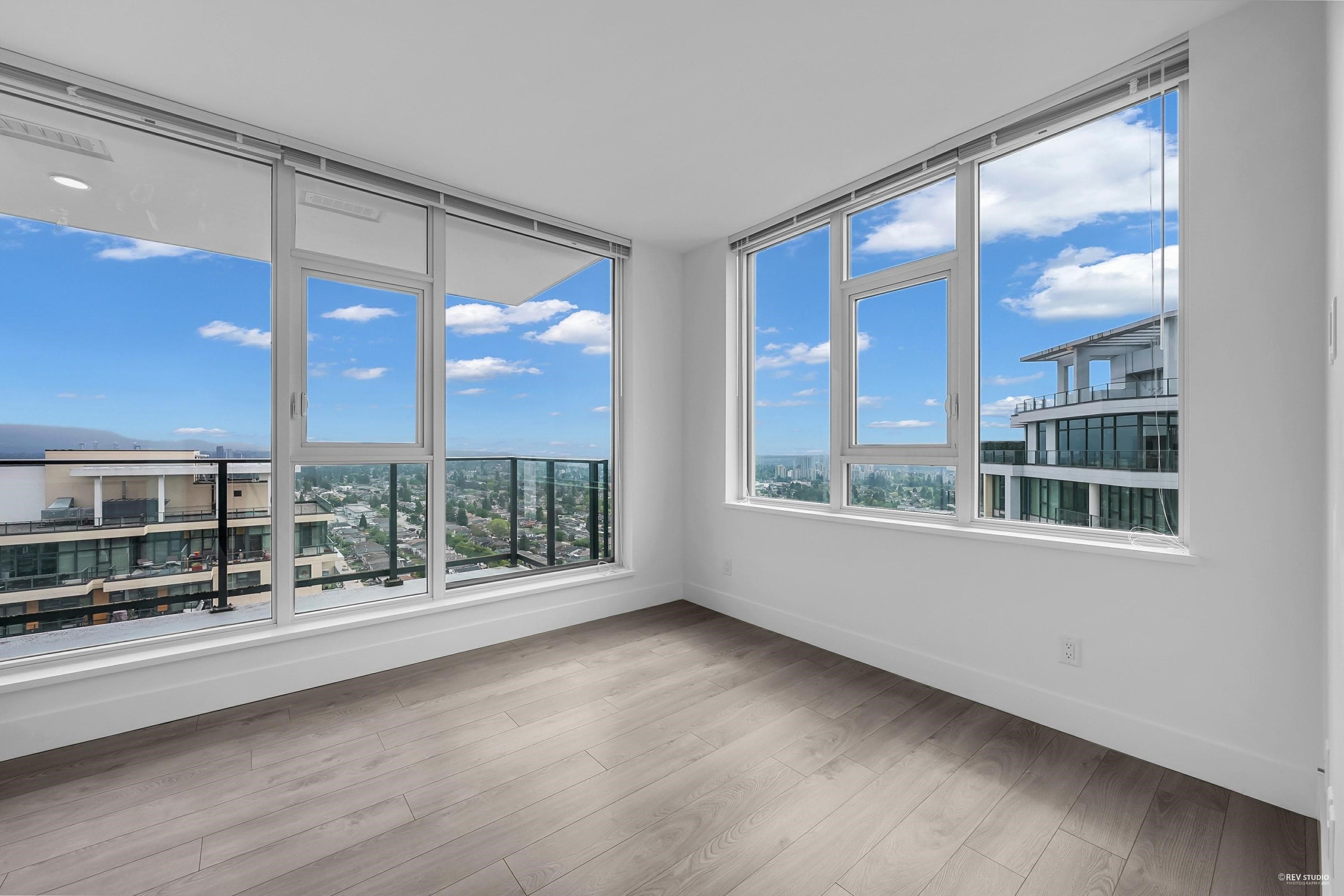3205 - 7358 Edmonds Street, Burnaby, V3N 0H1 — photo 2