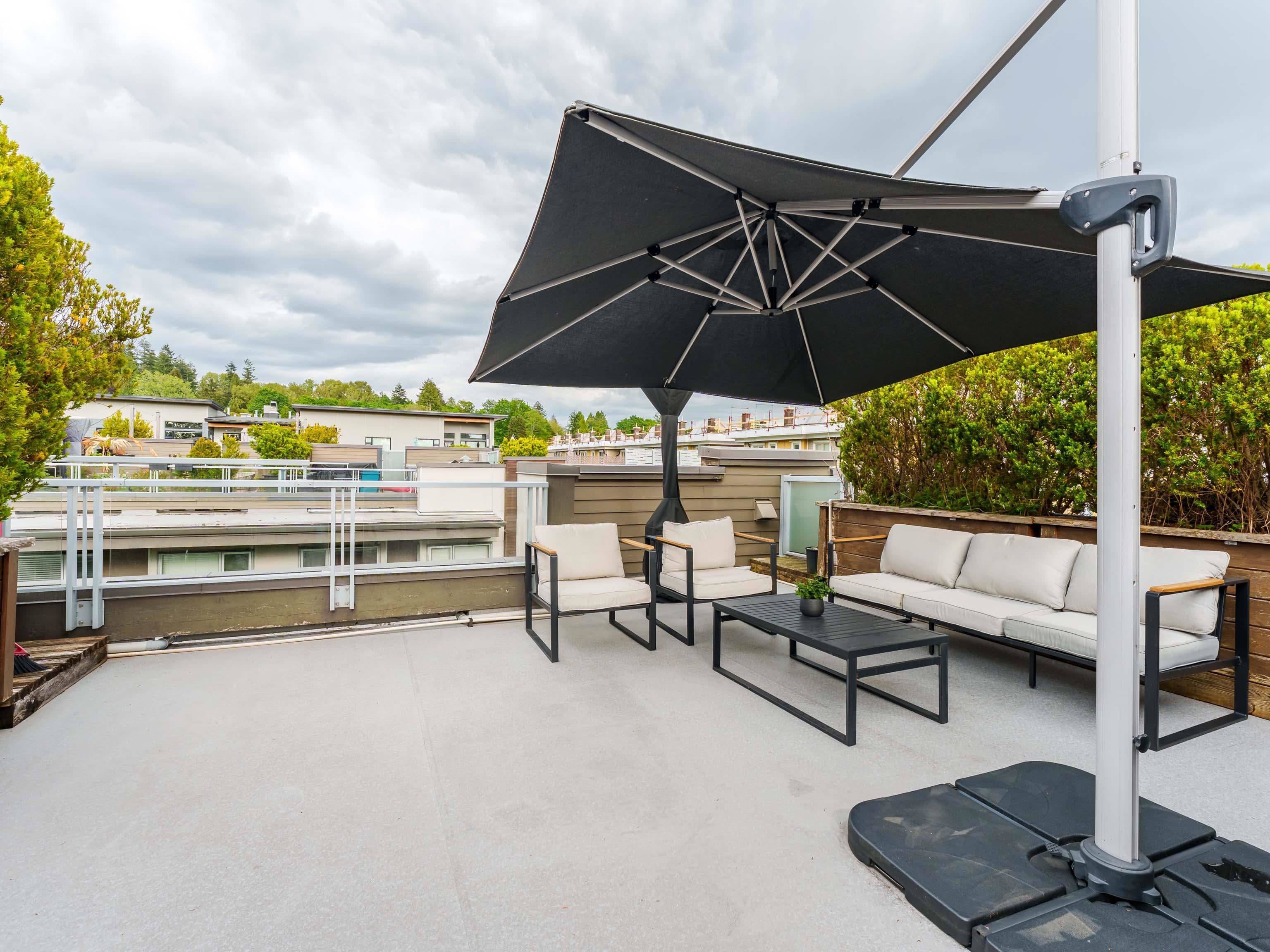 223 - 735 W 15th Street, North Vancouver, V7M 0B8 — photo 1