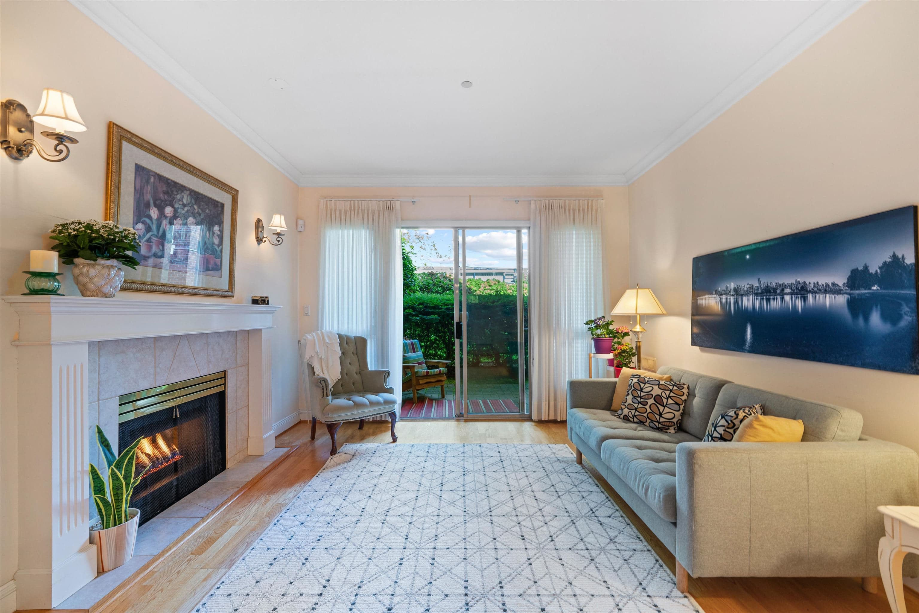 111 - 843 22nd Street, West Vancouver, V7V 4C1 — photo 4